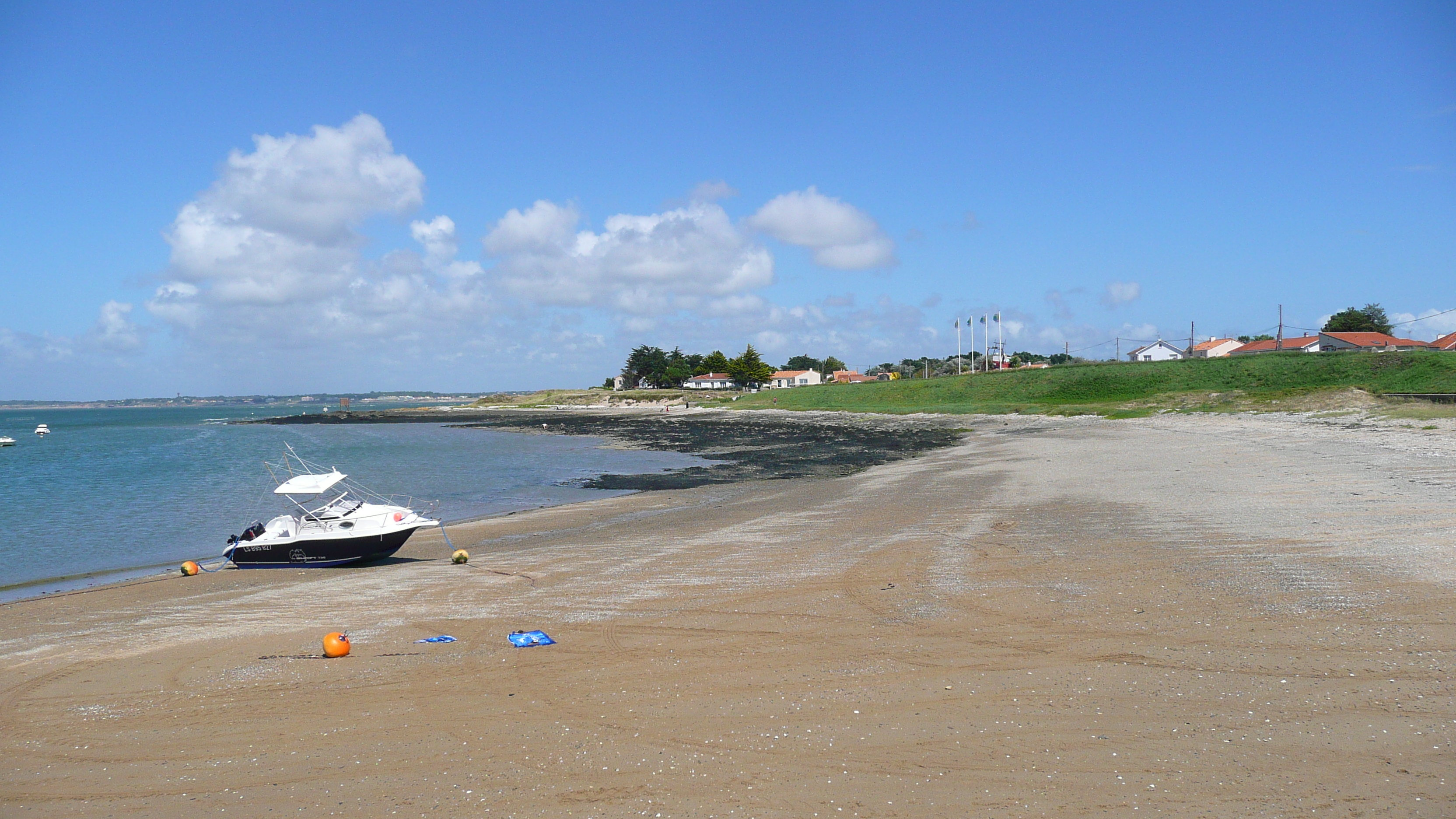 รูปถ่าย ฝรั่งเศส(France) ลาแปลน-ซูร์-แมร์(La Plaine sur mer) ท่าเรือลากราแว็ต(Port de la gravette) 2007-07 1