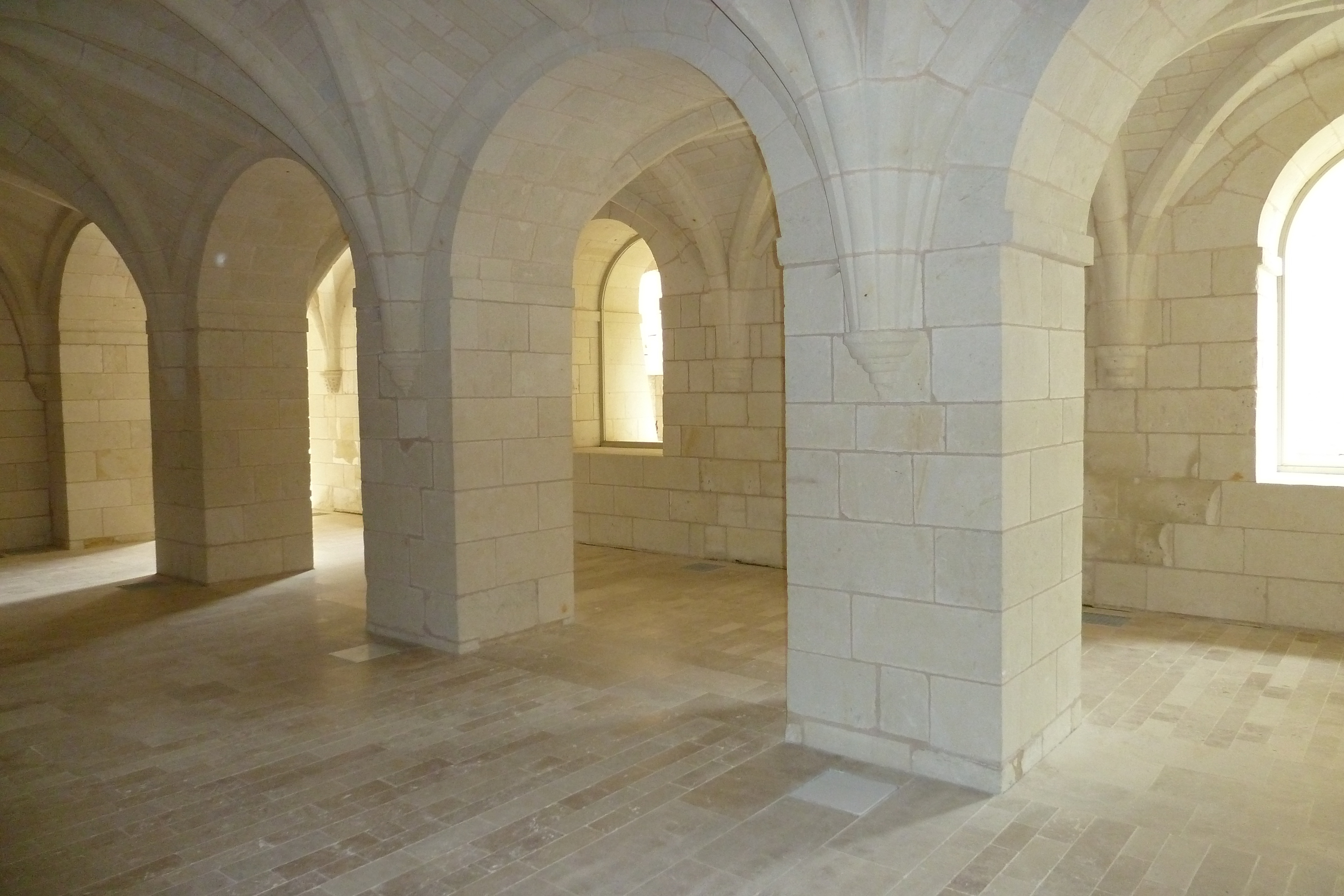 รูปถ่าย ฝรั่งเศส(France) ฟงเตอโวร์(Fontevraud) 2011-05 44