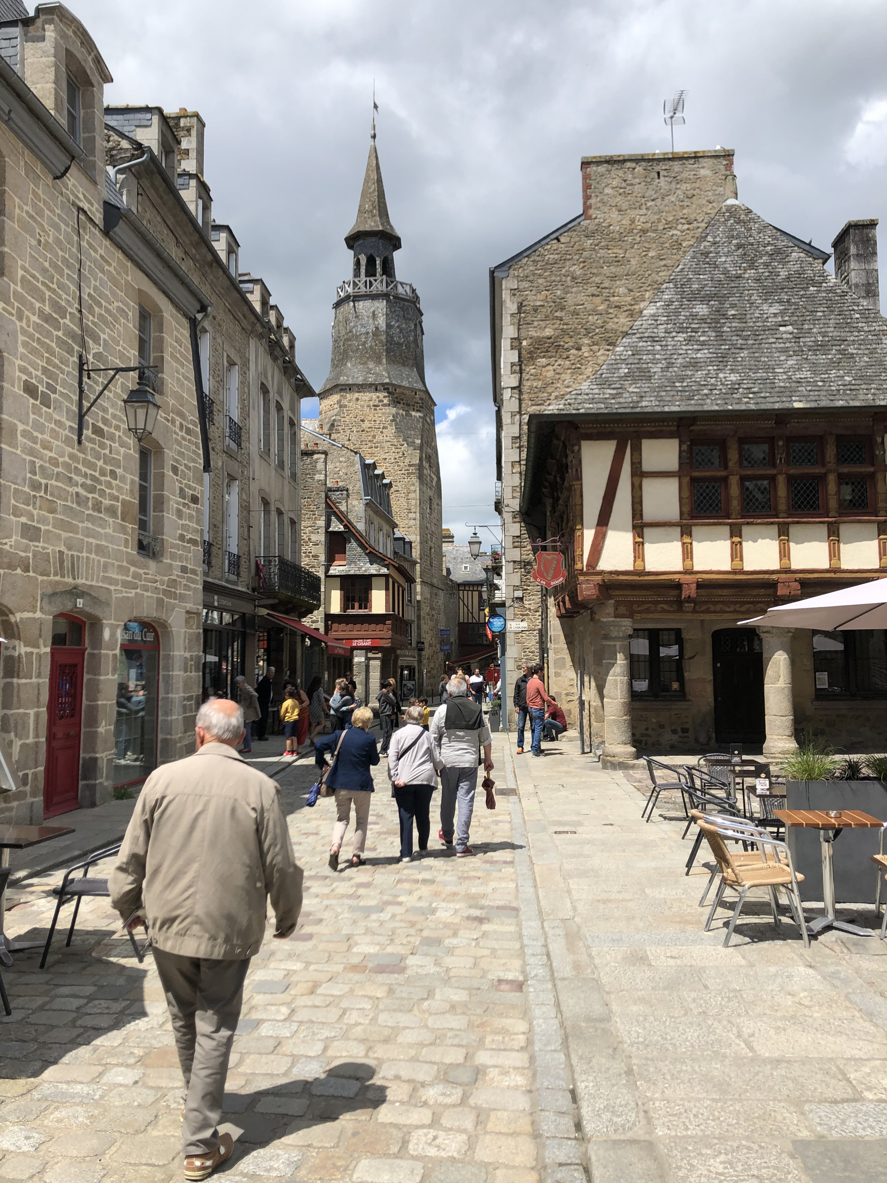 รูปถ่าย ฝรั่งเศส(France) ดีน็อง(Dinan) 2020-06 17