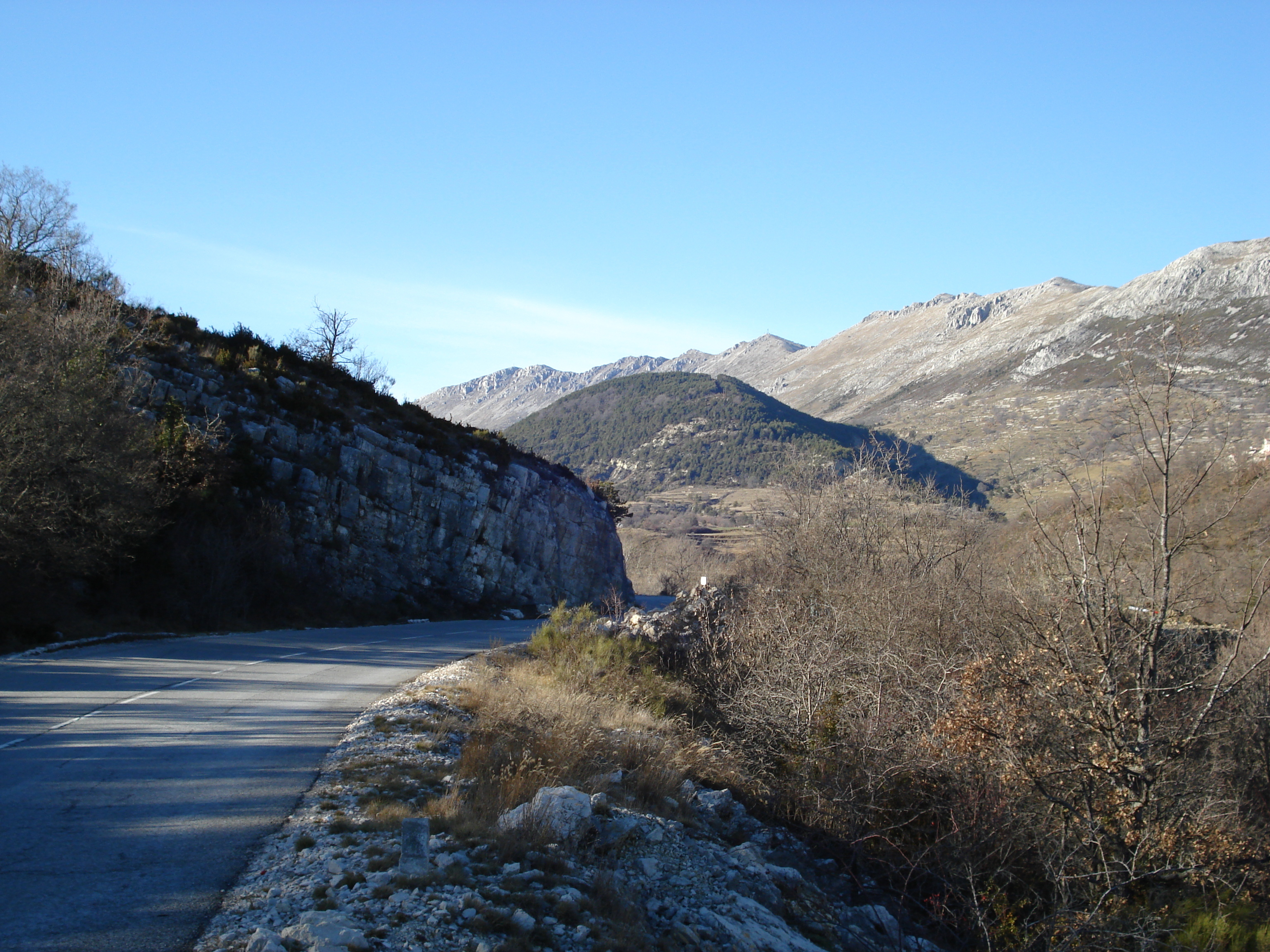 รูปถ่าย ฝรั่งเศส(France) เฟรนช์ริวิเอรา(French Riviera) ถนนจากว็องส์ไปกูร์เซอกูล(Vence to Coursegoule road) 2007-01 44