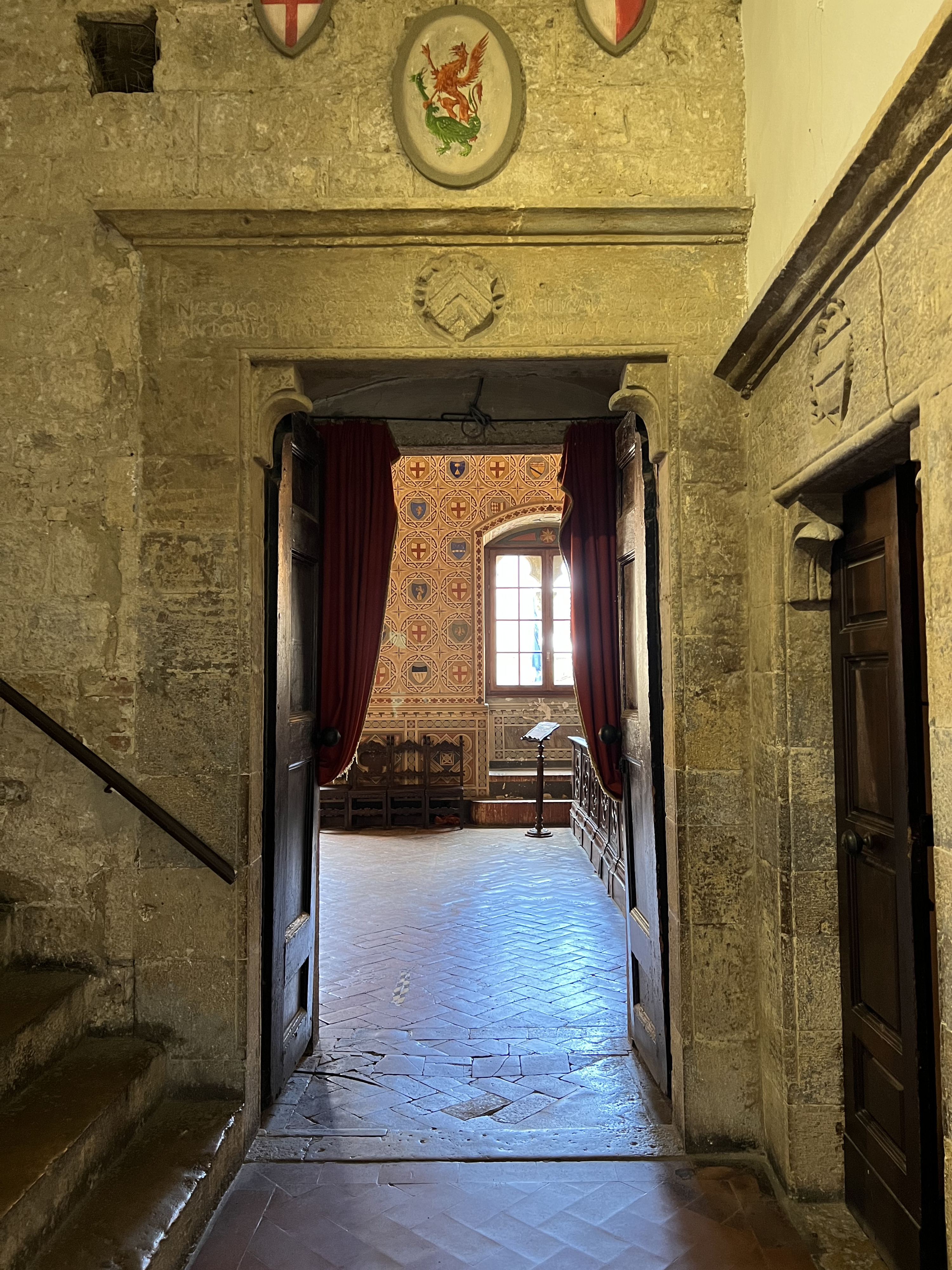 รูปถ่าย อิตาลี(Italy) วอลแตร์รา(Volterra) วังเดย์ปรีโอรี(Palazzo dei Priori) 2021-09 71