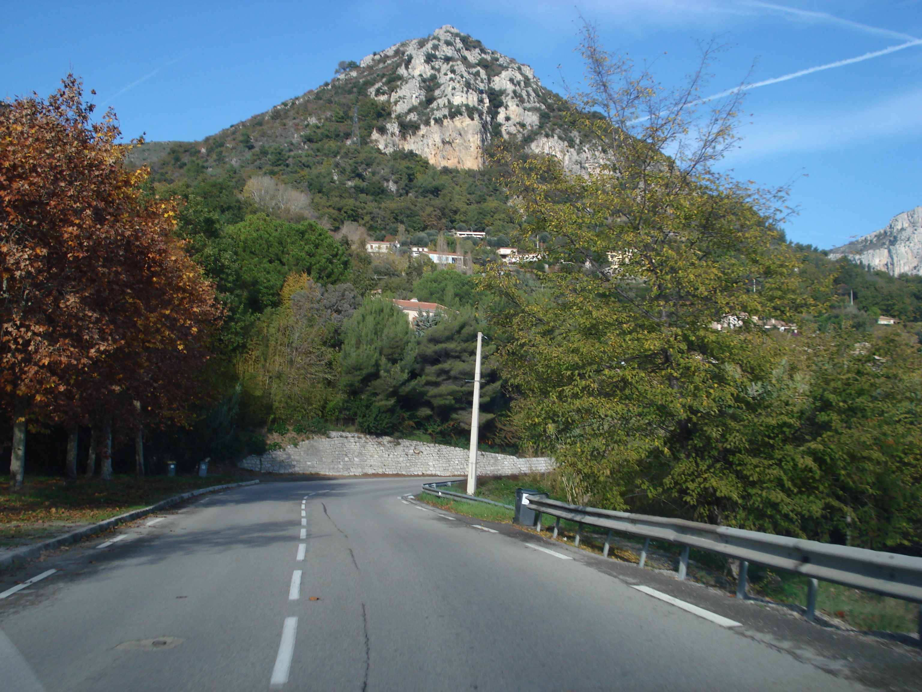 รูปถ่าย ฝรั่งเศส(France) เฟรนช์ริวิเอรา(French Riviera) ถนนจากวองซ์ไปแซ็ง-ฌาเน(Vence to St. Jeannet Road) 2006-12 63
