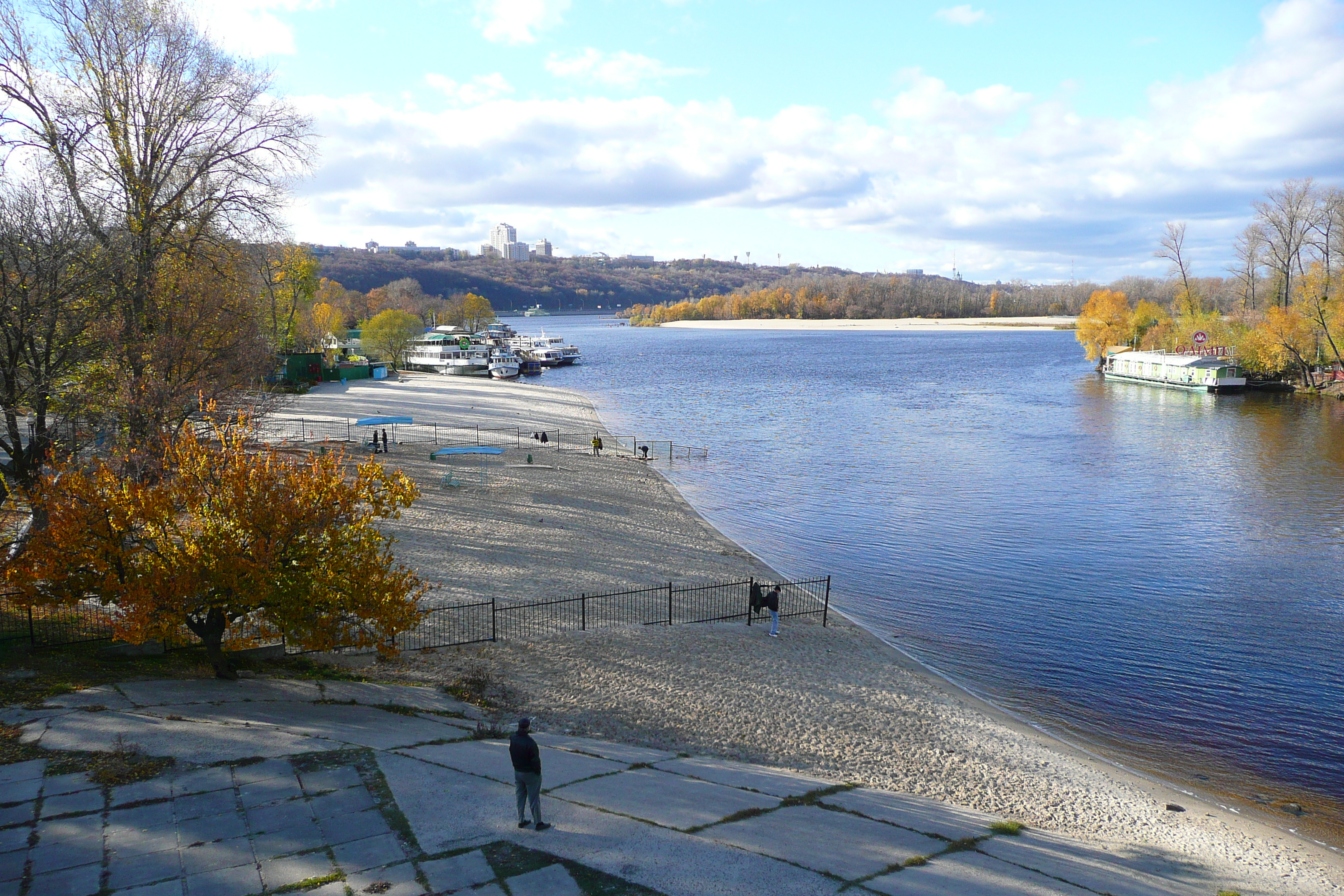 รูปถ่าย ยูเครน(Ukraine) เคียฟ(Kiev) "ฮีโดรปาร์ค(Hydropark) 2007-11 70