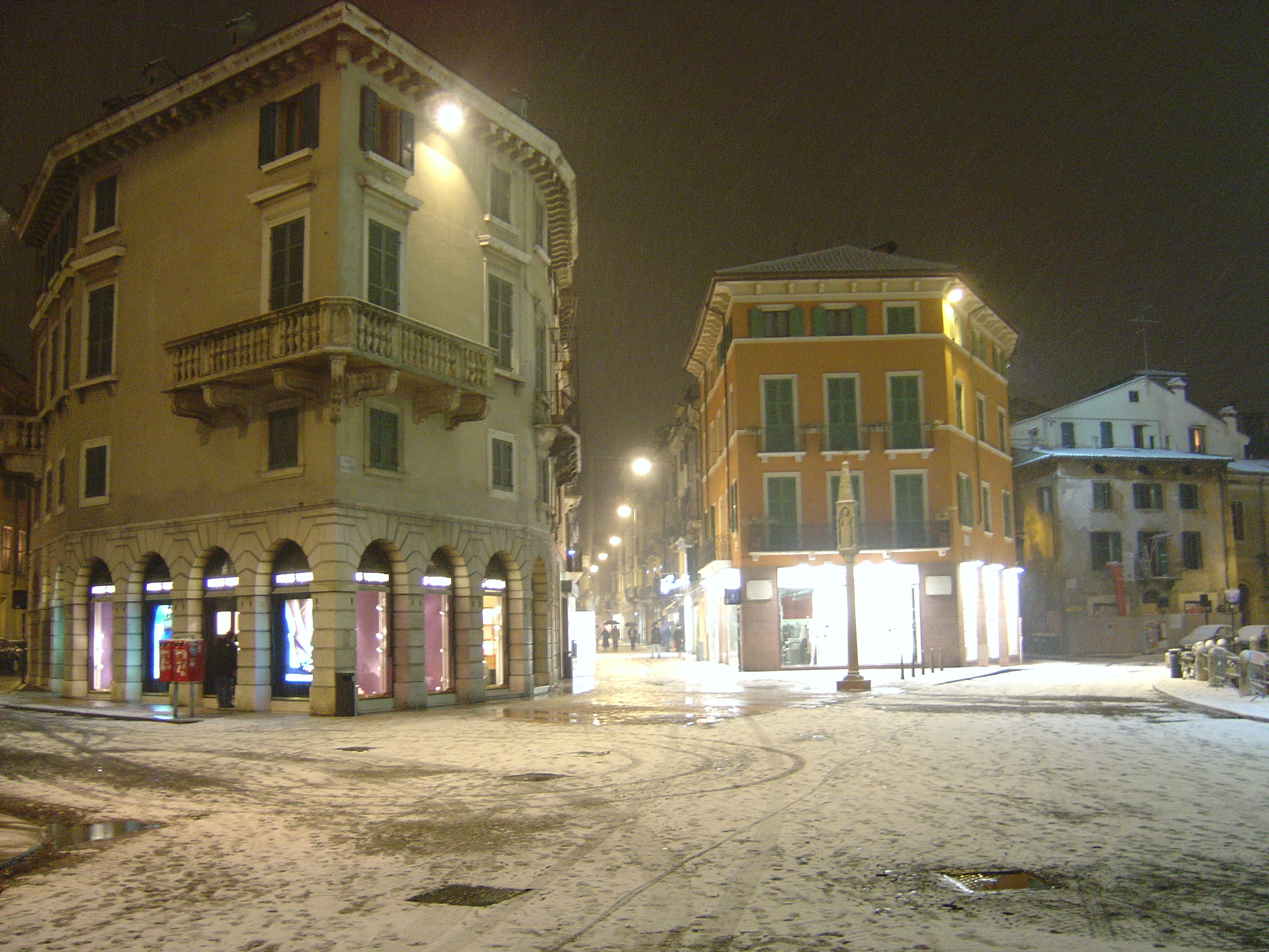 รูปถ่าย อิตาลี(Italy) เวโรเน่(Verona) 2005-03 18