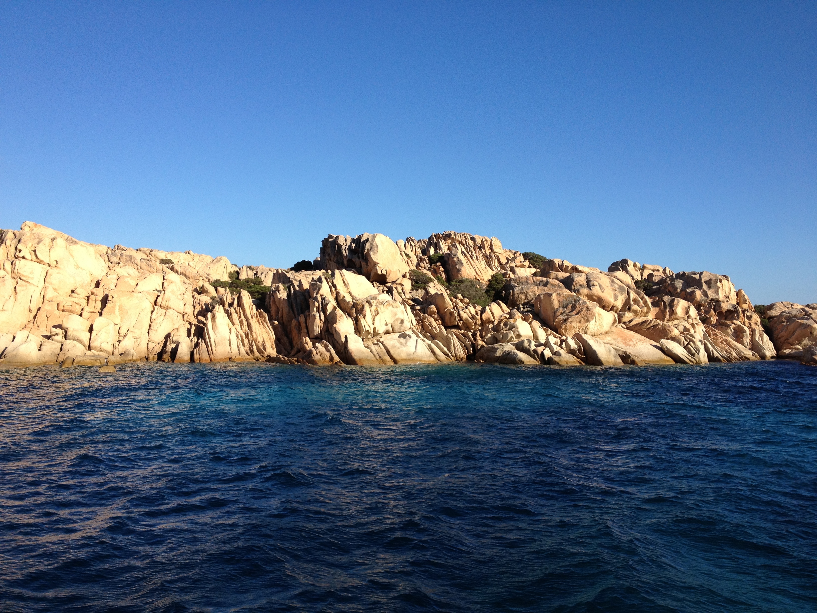รูปถ่าย อิตาลี(Italy) อ่าวกาลาโกตีชโช(Cala Coticcio) 2012-09 38