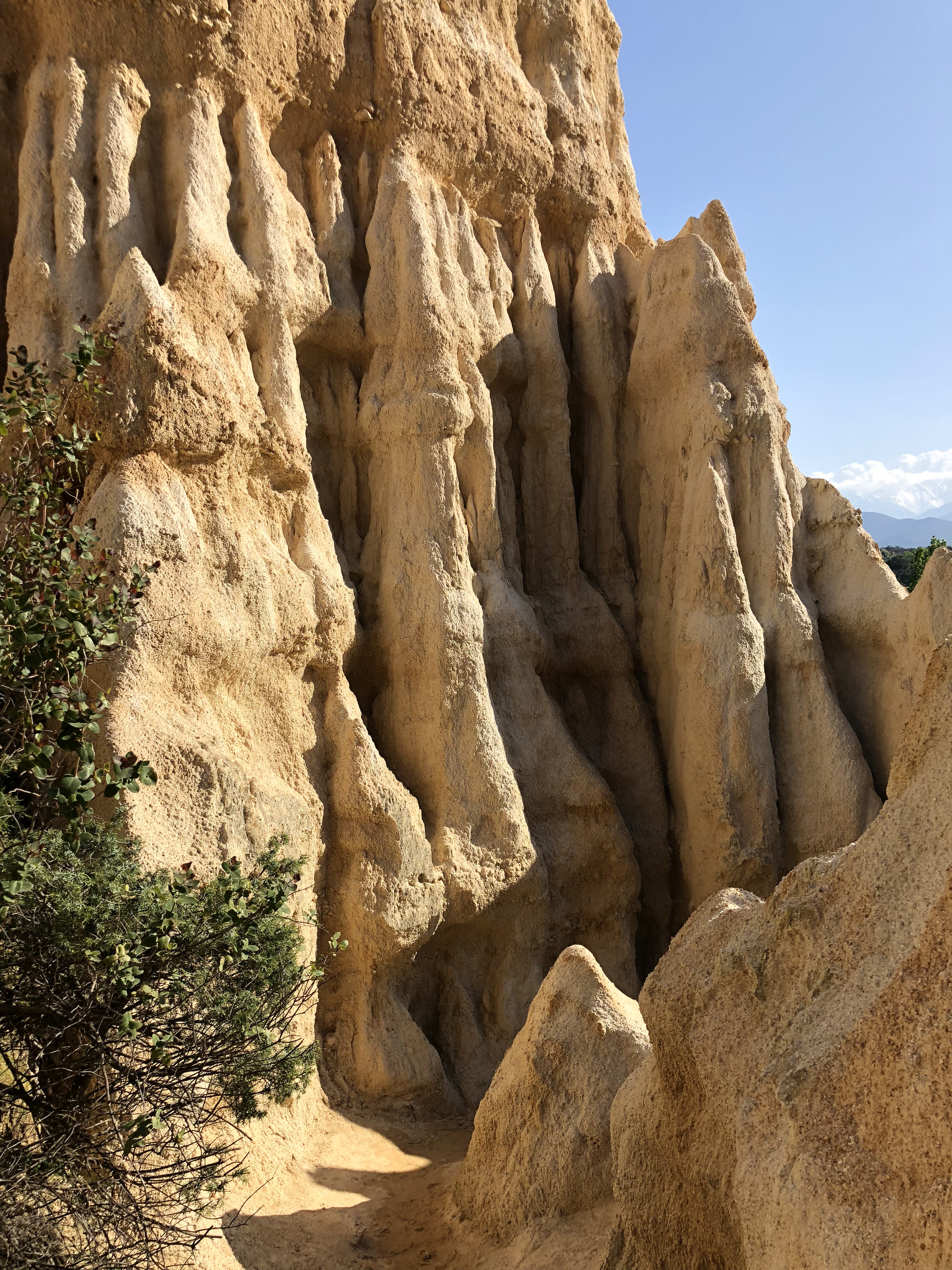 รูปถ่าย ฝรั่งเศส(France) เสาหินออร์กดีล-ซูร์-แต็ต(Orgues d'Ille Sur Tet) 2018-04 57