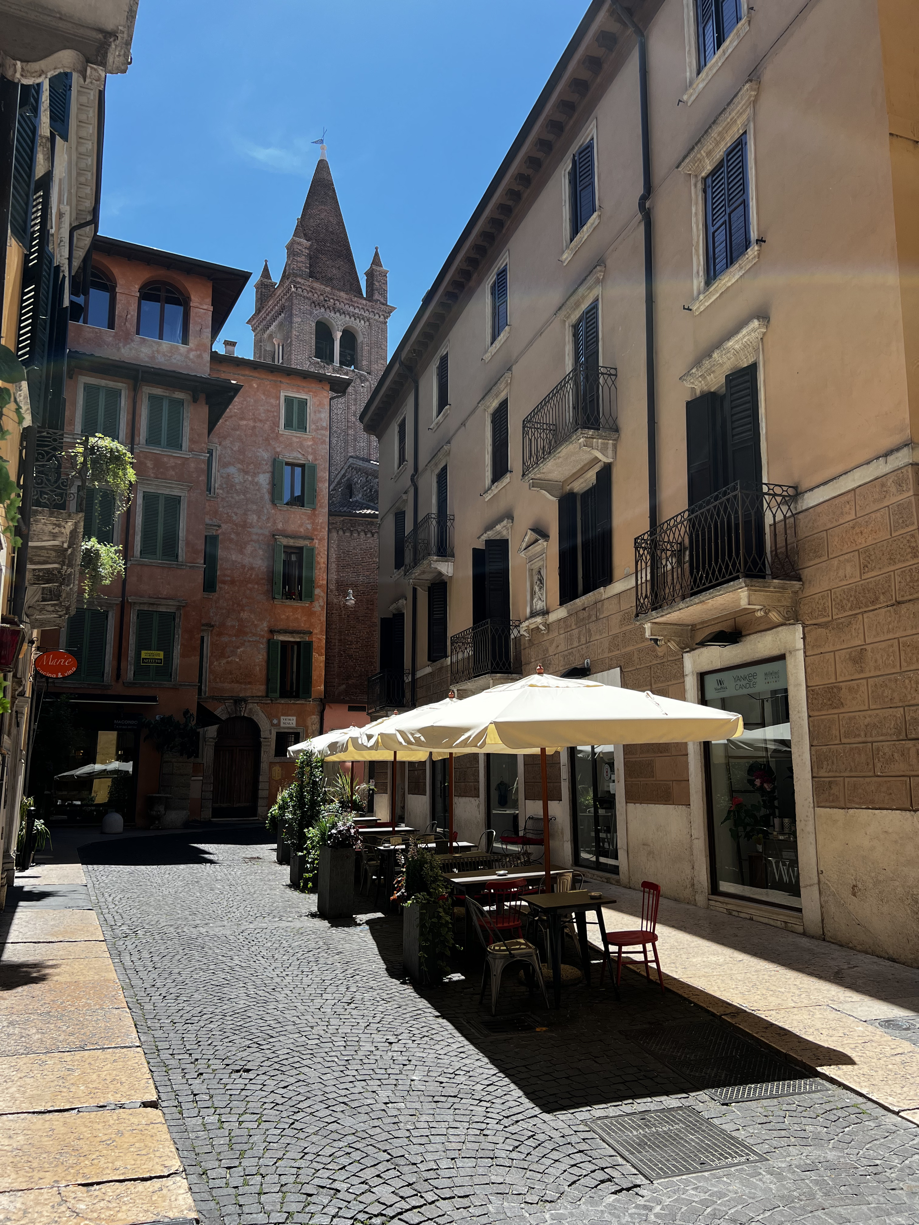 รูปถ่าย อิตาลี(Italy) เวโรเน่(Verona) 2022-05 100