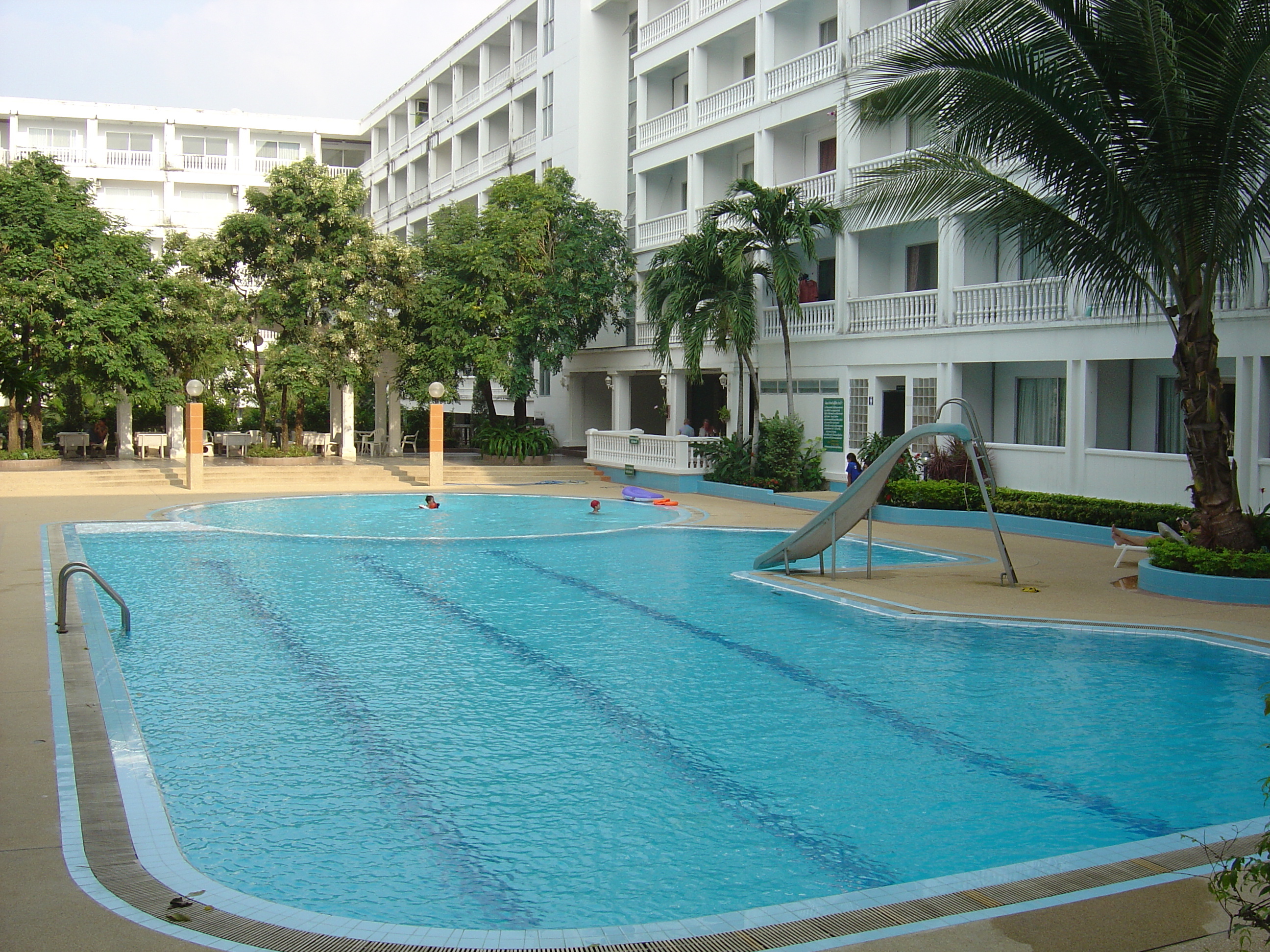 รูปถ่าย ไทย(Thailand) หาดจอมเทียน(Jomtien Beach) มาเจสติกคอนโด(Majestic Condo) 2004-10 7