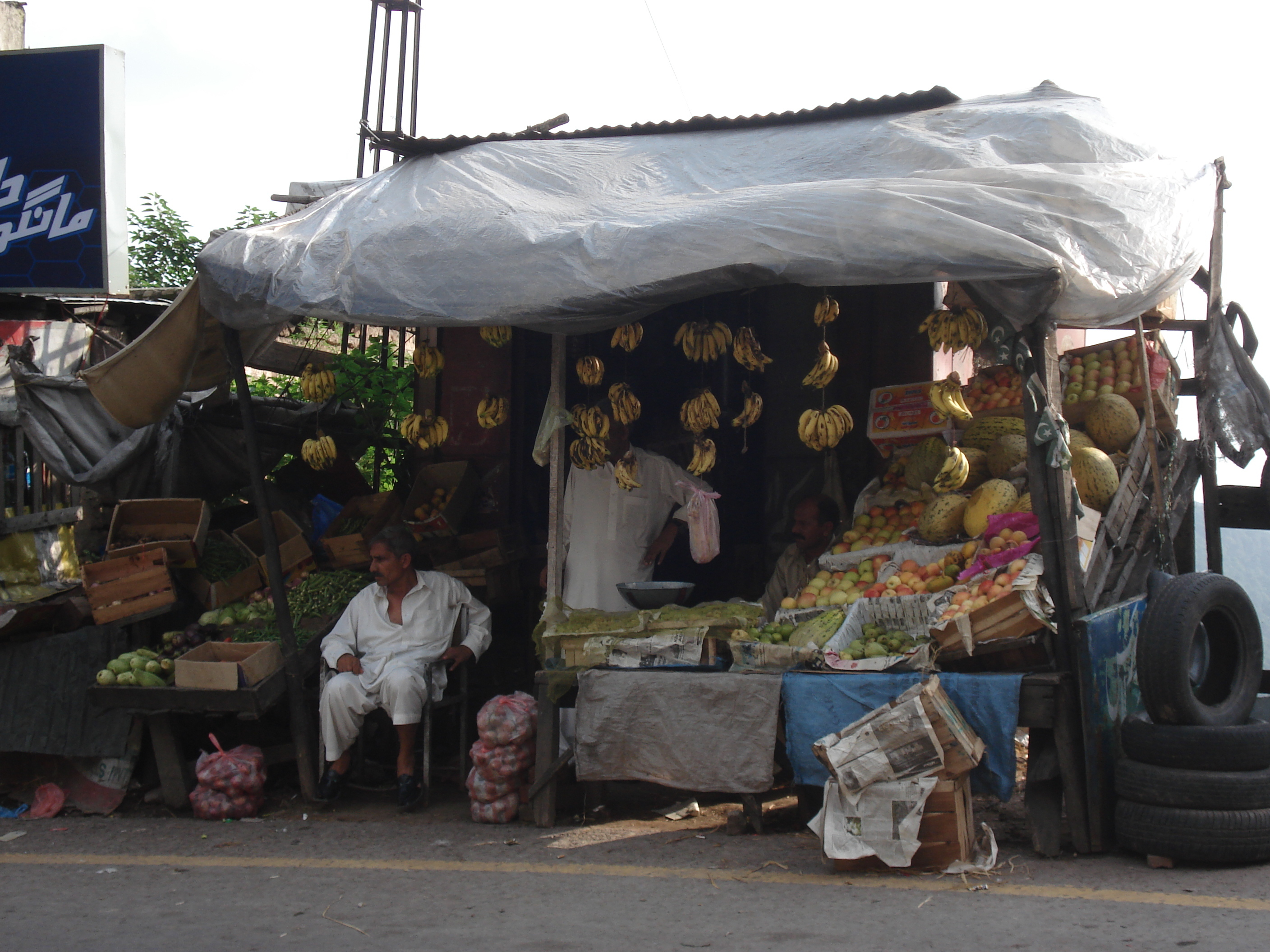 รูปถ่าย ปากีสถาน(Pakistan) ถนนจากอิสลามาบัดไปมัรรี(Islamabad to Murree road) 2006-08 0