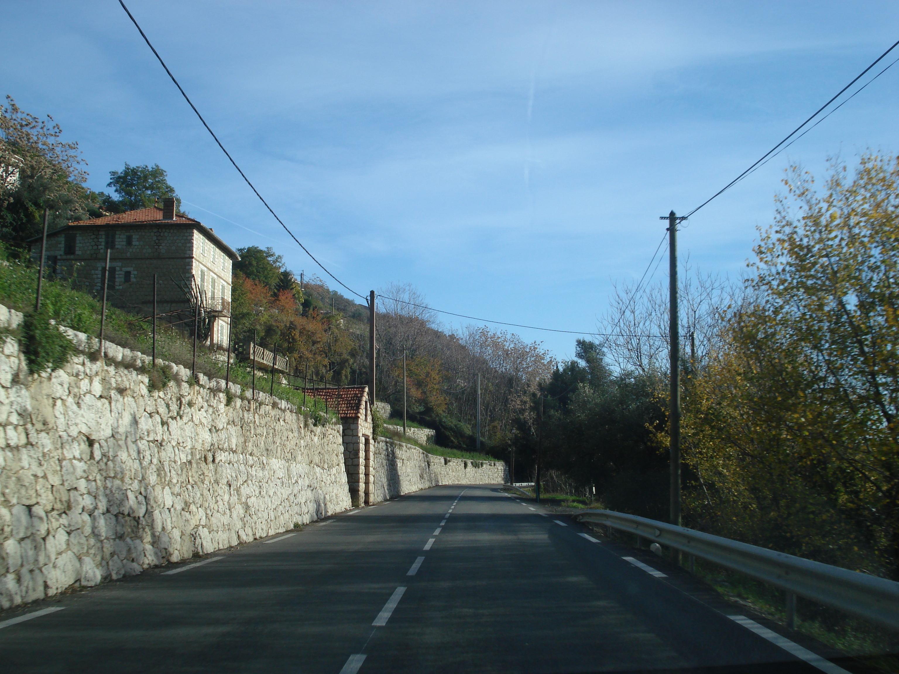รูปถ่าย ฝรั่งเศส(France) เฟรนช์ริวิเอรา(French Riviera) ถนนจากวองซ์ไปแซ็ง-ฌาเน(Vence to St. Jeannet Road) 2006-12 47