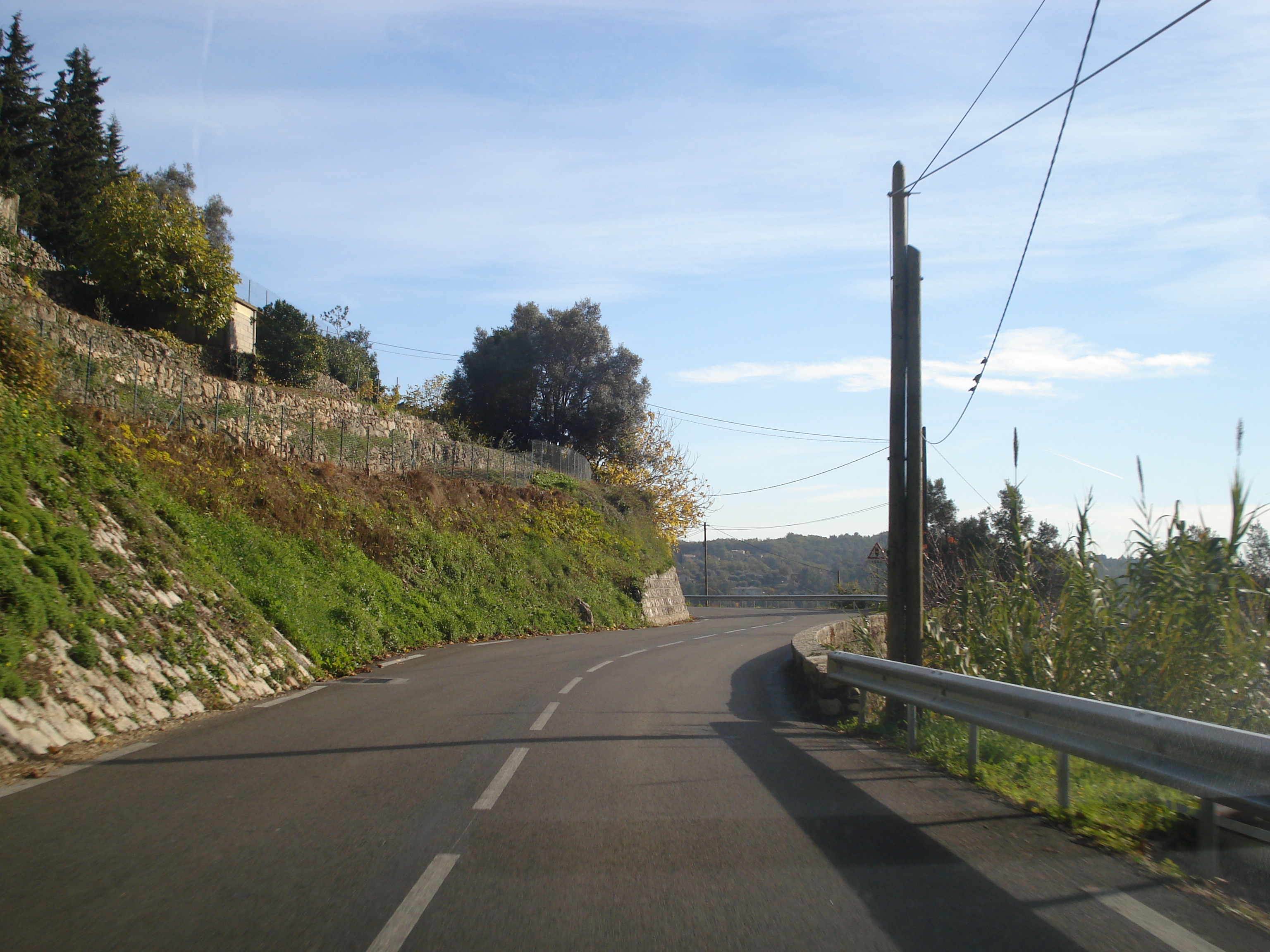 รูปถ่าย ฝรั่งเศส(France) เฟรนช์ริวิเอรา(French Riviera) ถนนจากวองซ์ไปแซ็ง-ฌาเน(Vence to St. Jeannet Road) 2006-12 52