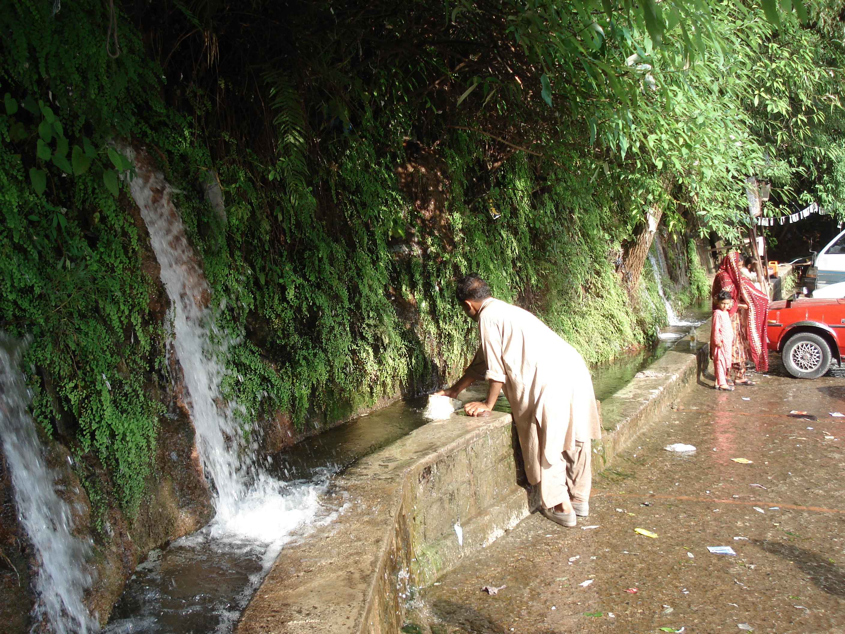 รูปถ่าย ปากีสถาน(Pakistan) ถนนจากอิสลามาบัดไปมัรรี(Islamabad to Murree road) 2006-08 12