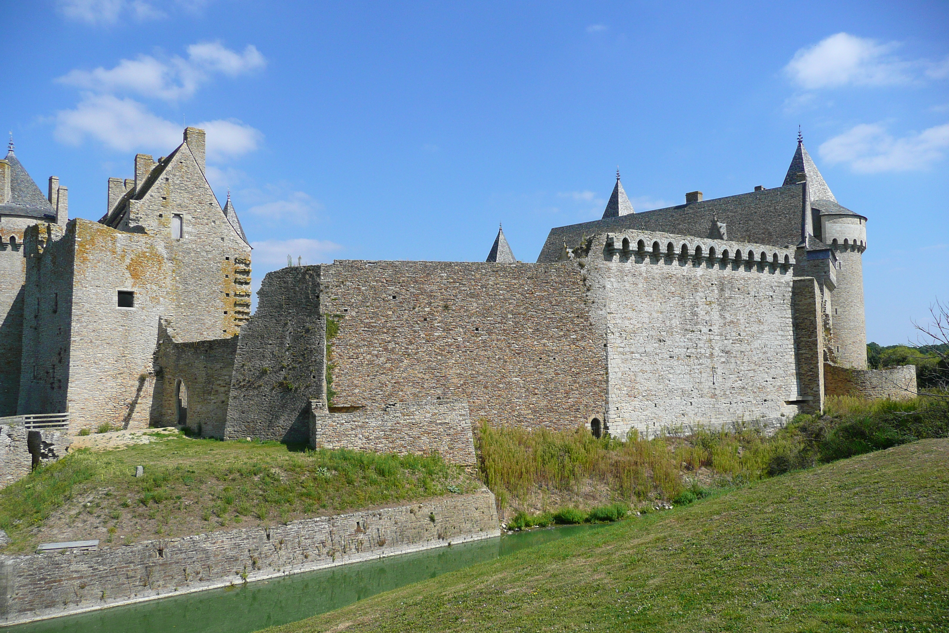 รูปถ่าย ฝรั่งเศส(France) ซืสซีนีโอ(Suscinio) ปราสาทซูซีนีโอ(Suscinio Castle) 2007-09 74
