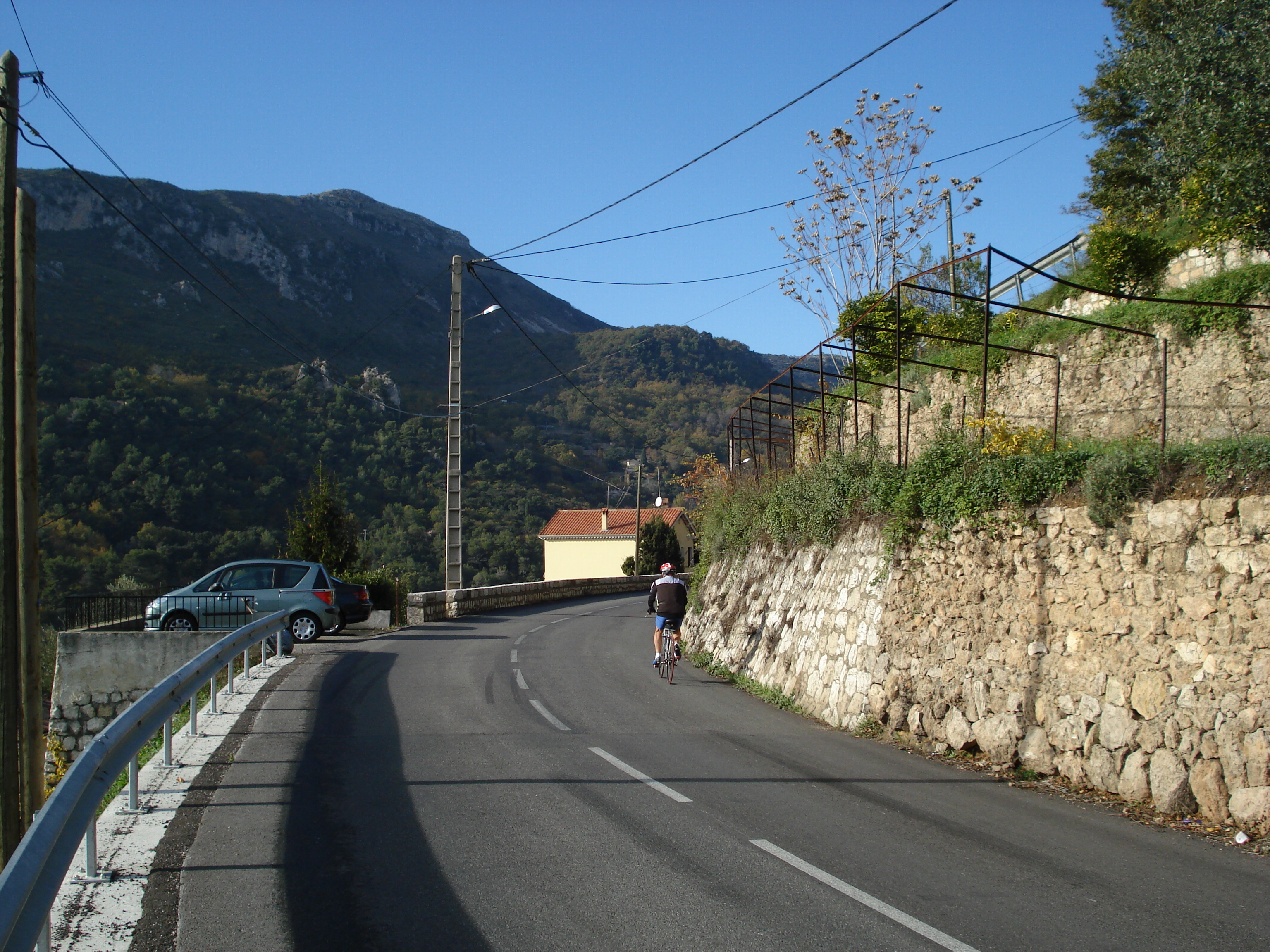 รูปถ่าย ฝรั่งเศส(France) เฟรนช์ริวิเอรา(French Riviera) ถนนจากวองซ์ไปแซ็ง-ฌาเน(Vence to St. Jeannet Road) 2006-12 30