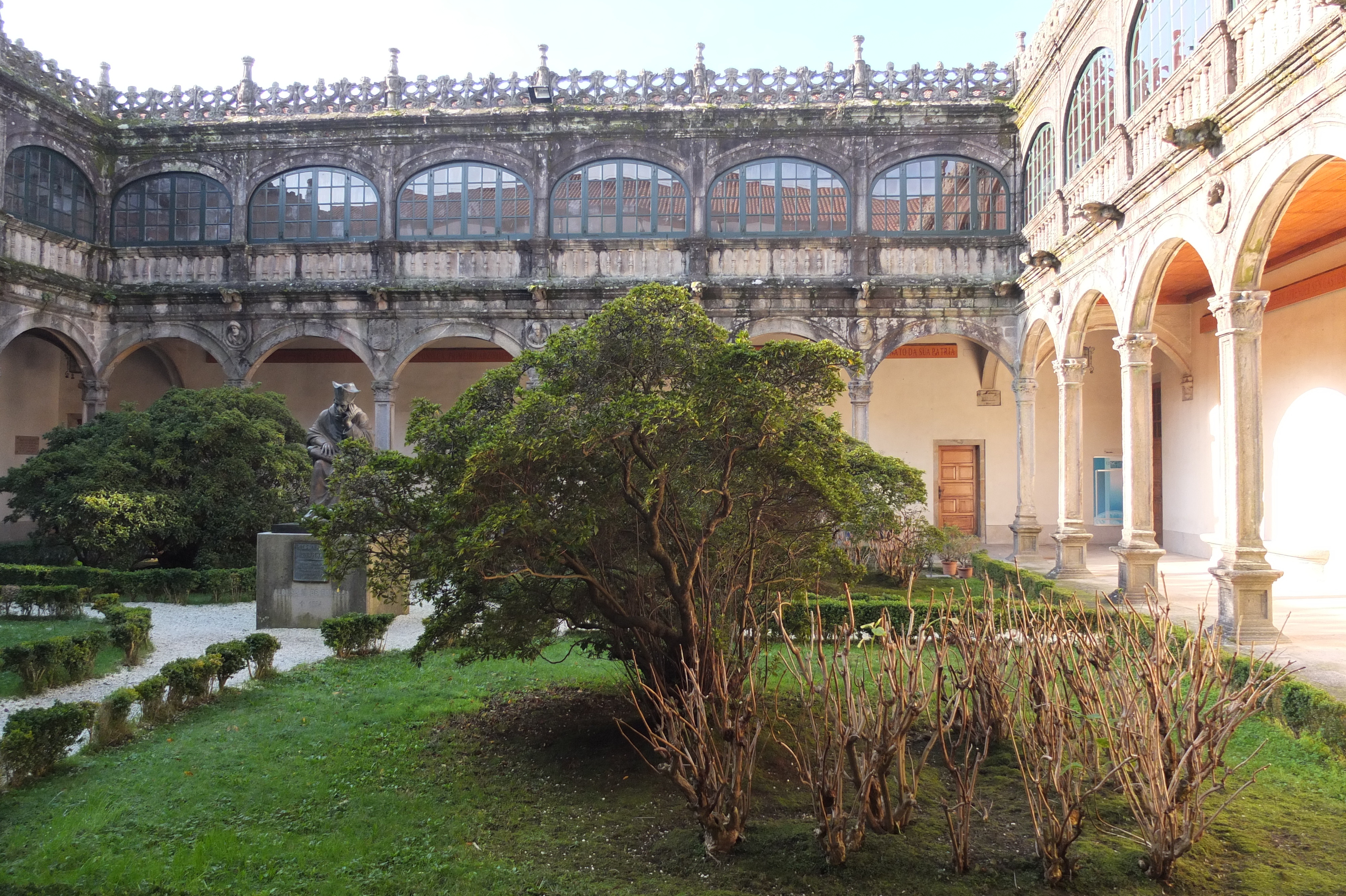 รูปถ่าย สเปน(Spain) ซานเตียโกเดกอมโปสเตลา(Santiago de Compostela) 2013-01 166