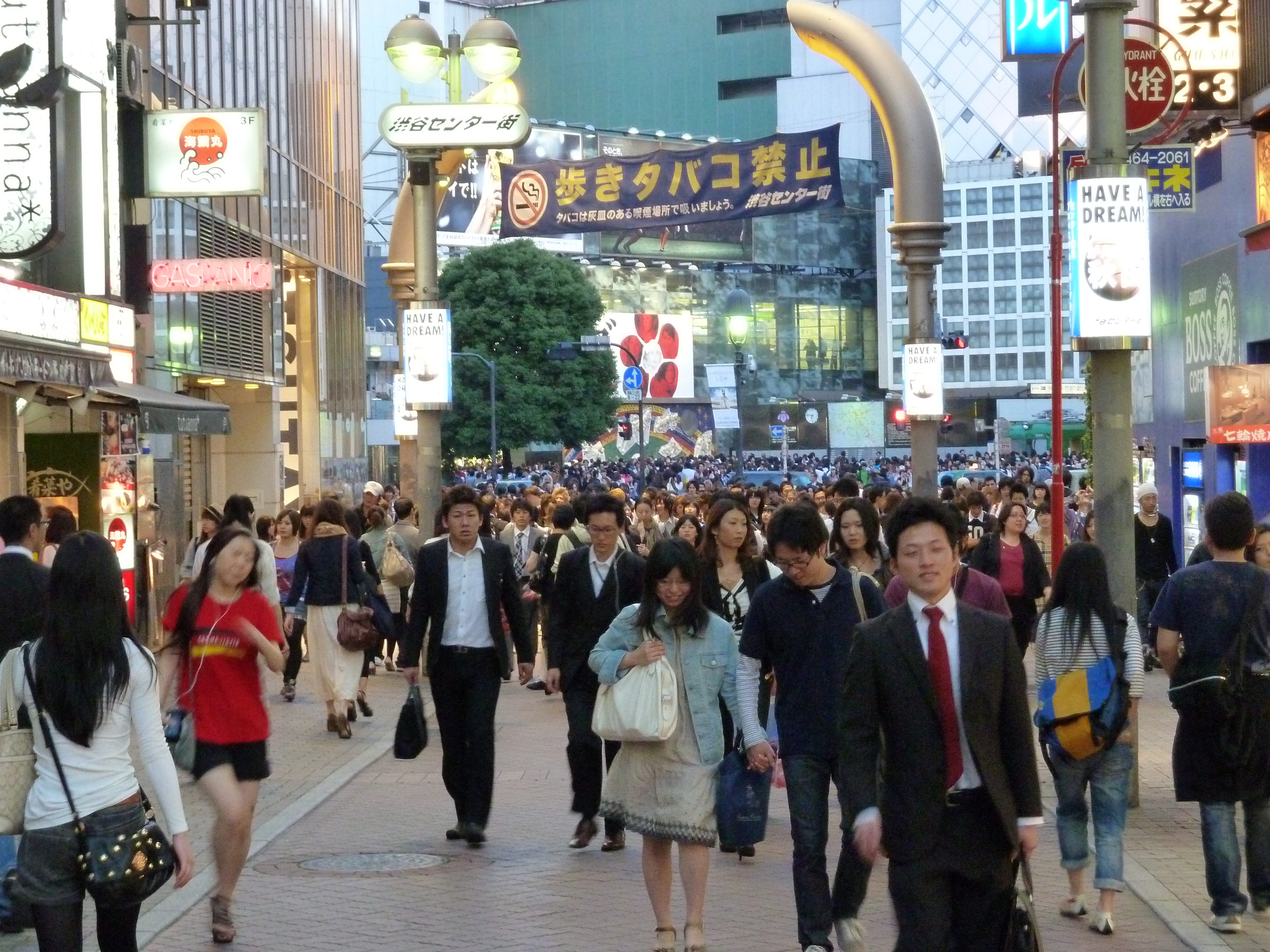 รูปถ่าย ญี่ปุ่น(Japan) โตเกียว(Tokyo) ชิบูย่า(Shibuya) 2010-06 40
