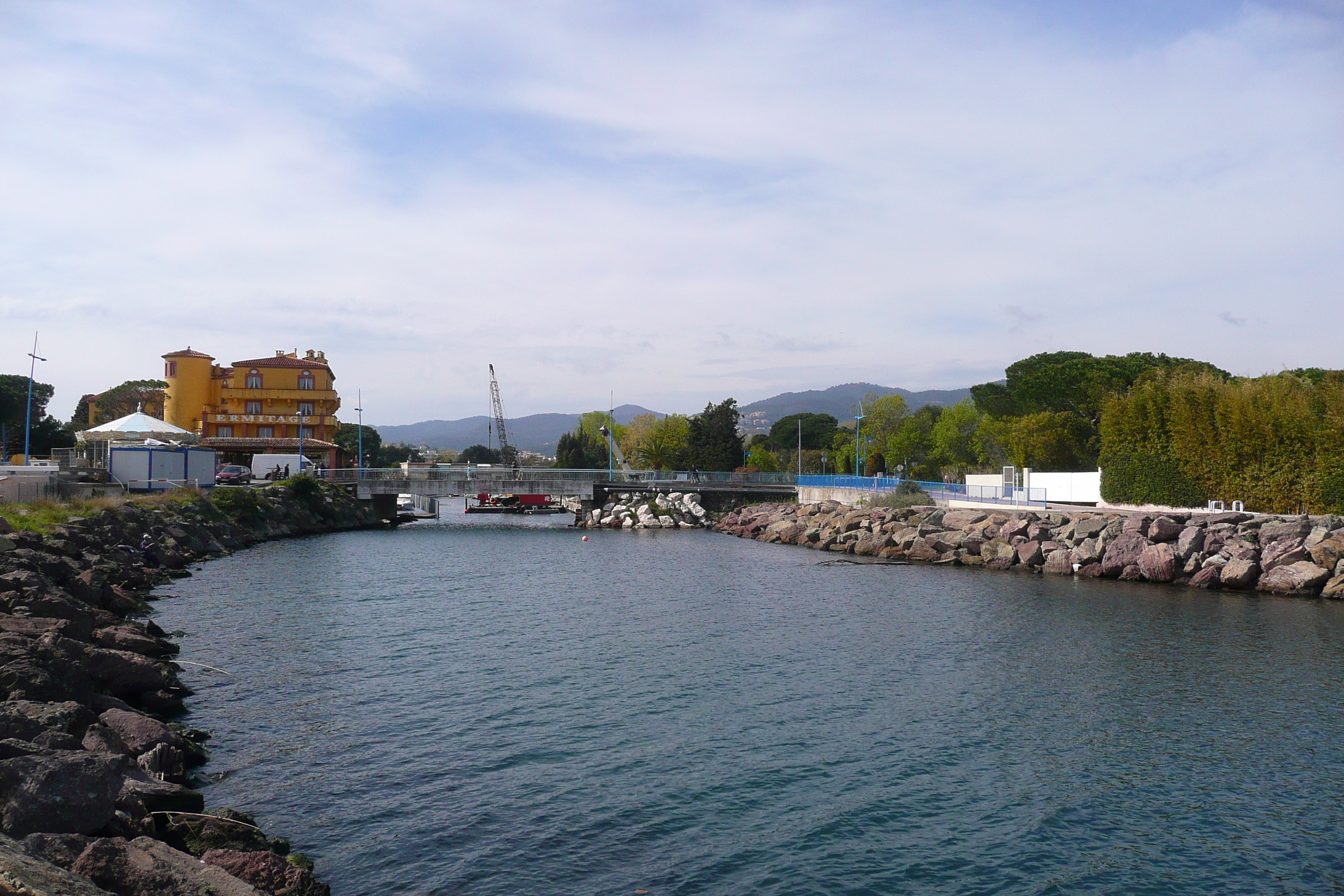รูปถ่าย ฝรั่งเศส(France) ลานาปูล(La Napoule) ท่าเรือลานาปูล(Port La Napoule) 2008-03 42