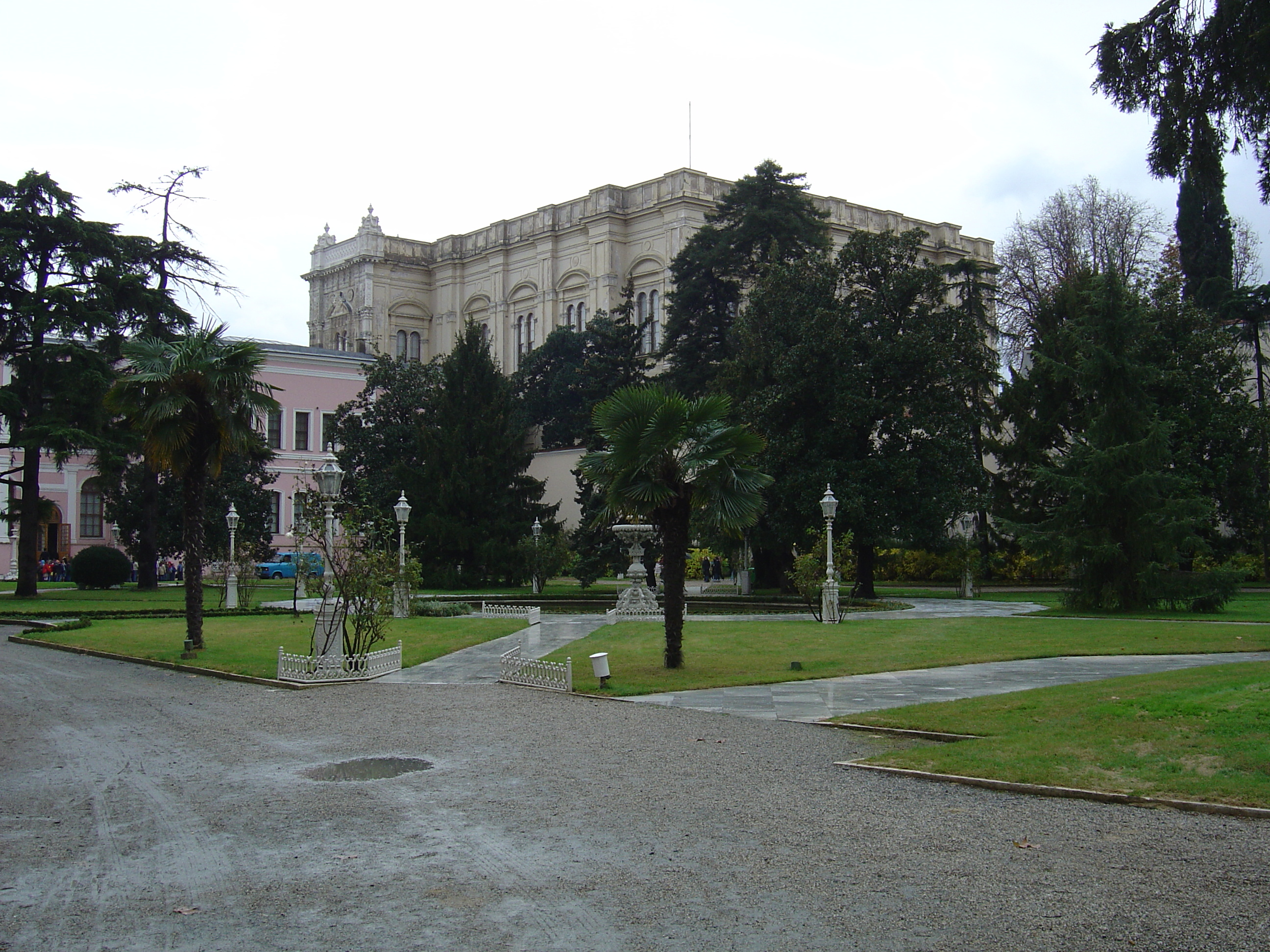 รูปถ่าย ตุรกี(Turkey) อิสตันบูล(Istanbul) พระราชวังโดลมาบาห์เช(Dolmabahce Palace) 2004-12 79