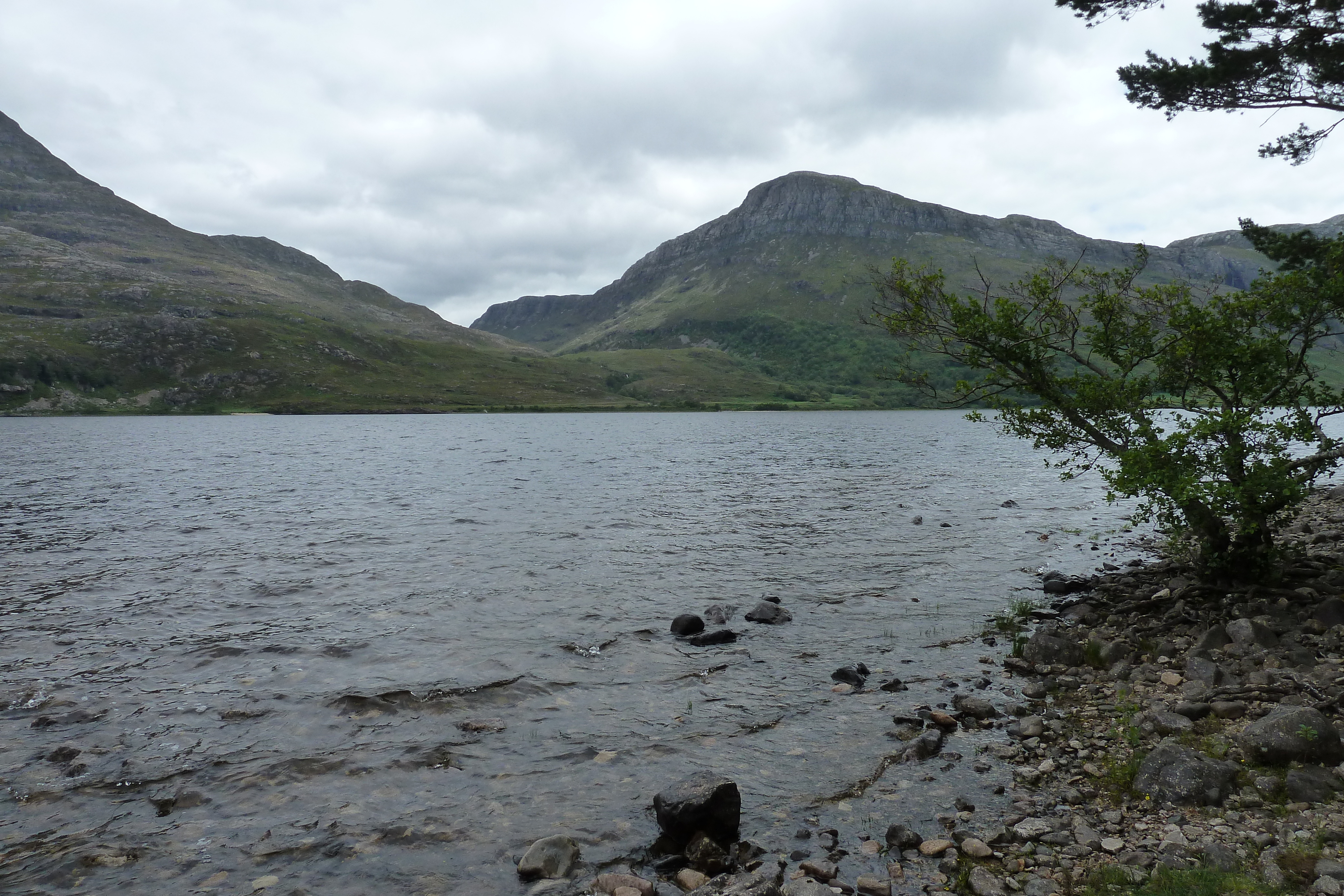 รูปถ่าย อังกฤษ(United Kingdom) สกอตแลนด์(Scotland) ทะเลสาบลอคมารี(Loch Maree) 2011-07 11