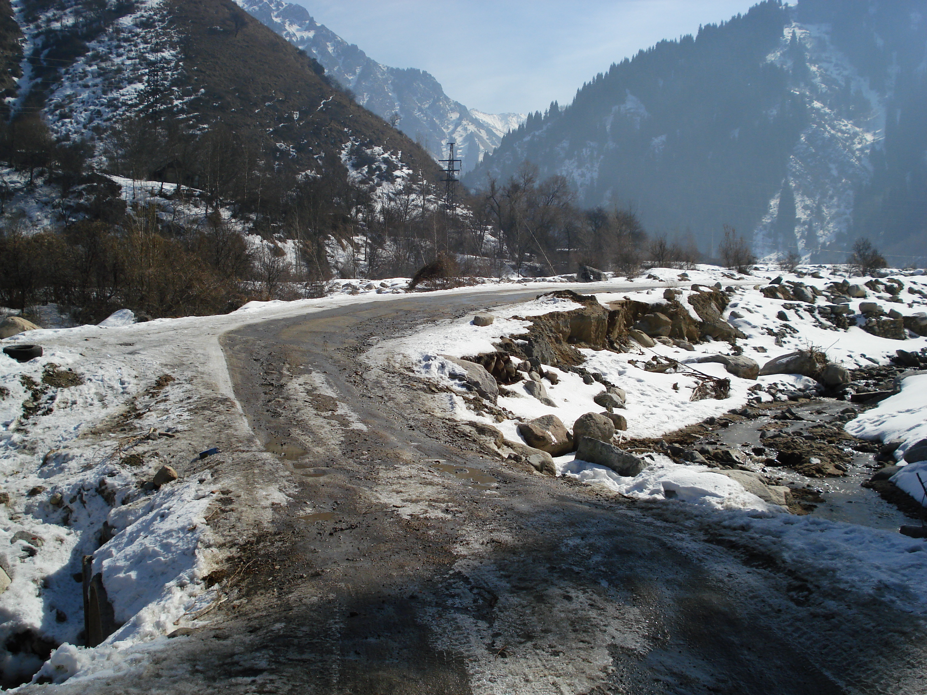 รูปถ่าย คาซัคสถาน(Kazakhstan) อุทยานแห่งชาติอีเลอาลาเตา(Ile Alatau National Park) 2007-03 90