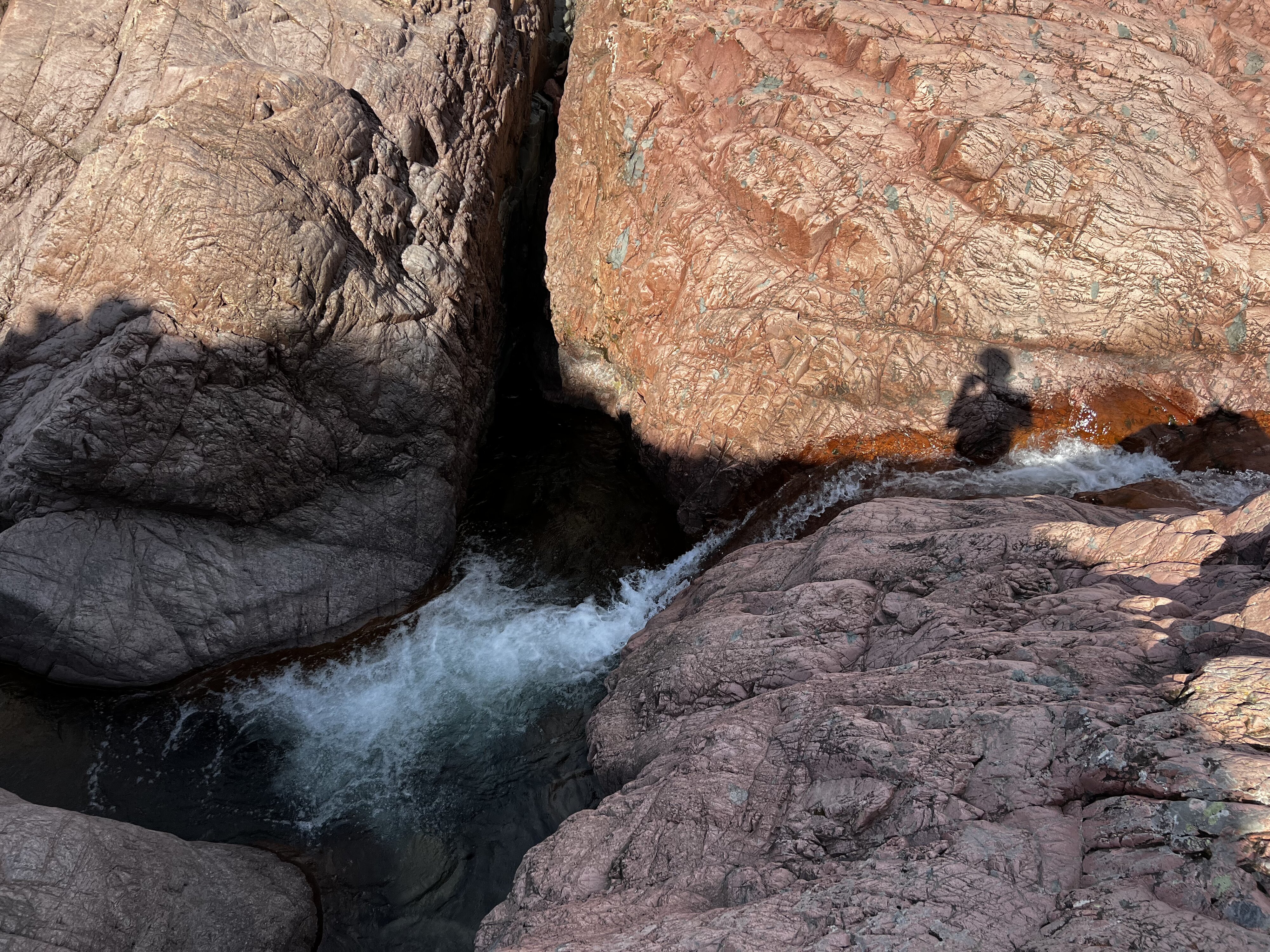 รูปถ่าย ฝรั่งเศส(France) คอร์สิคา(Corsica) แม่น้ำฟังโก(Fango river) 2022-06 30