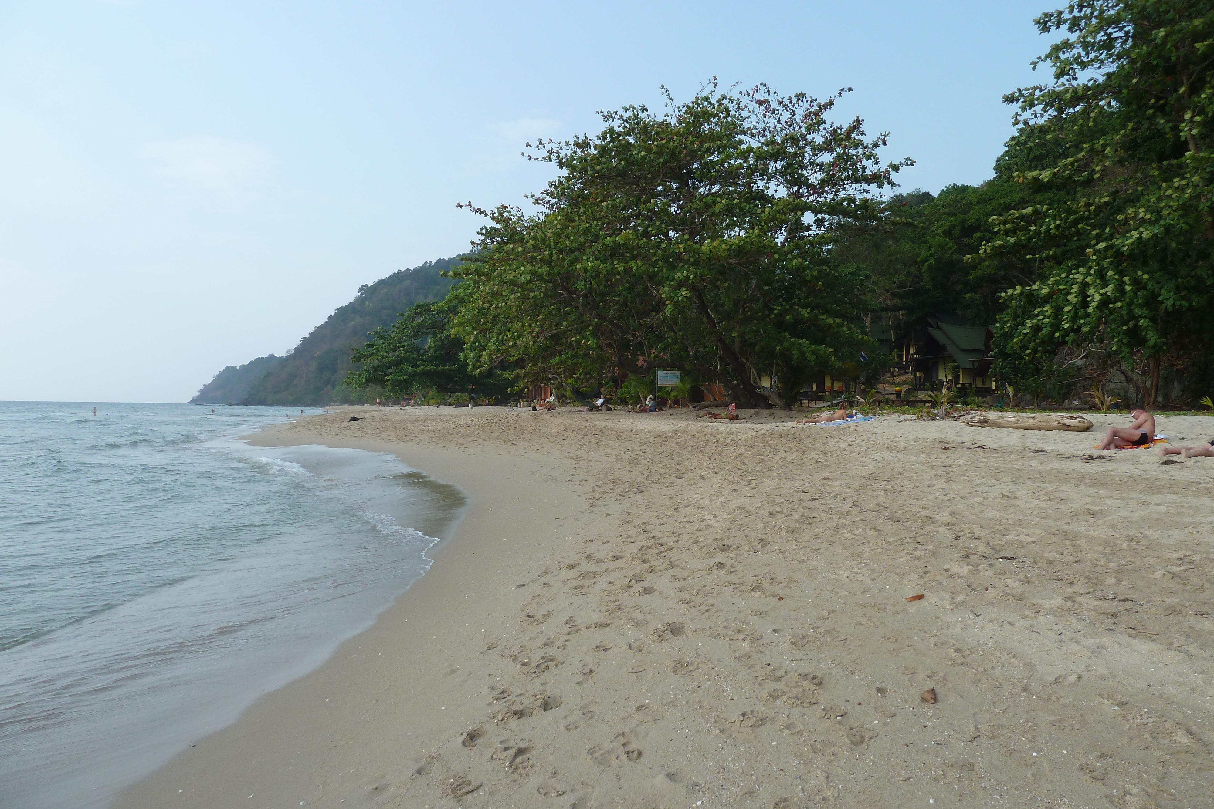 รูปถ่าย ไทย(Thailand) เกาะช้าง(Ko Chang) หาดทรายขาว(White sand beach) 2011-02 2