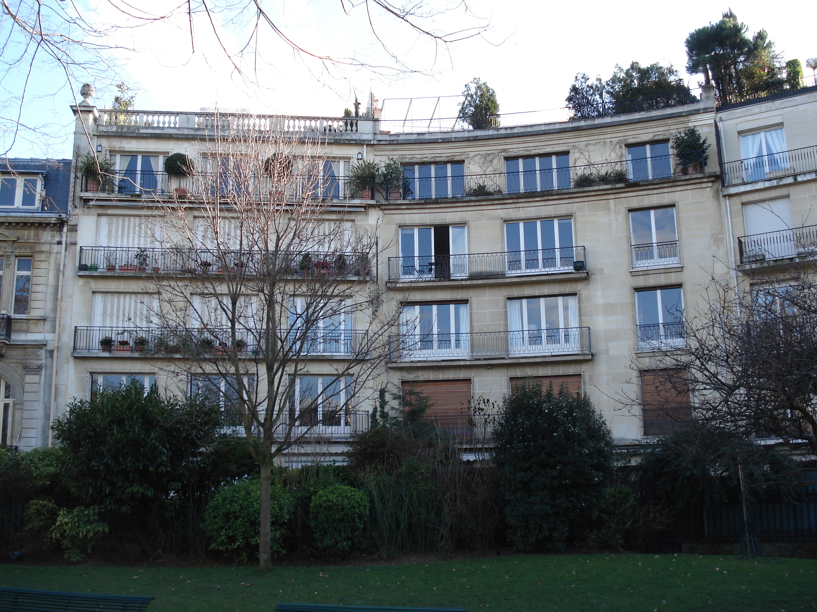 รูปถ่าย ฝรั่งเศส(France) ปารีส(Paris) สวนมงโซ(Monceau Garden) 2006-03 27