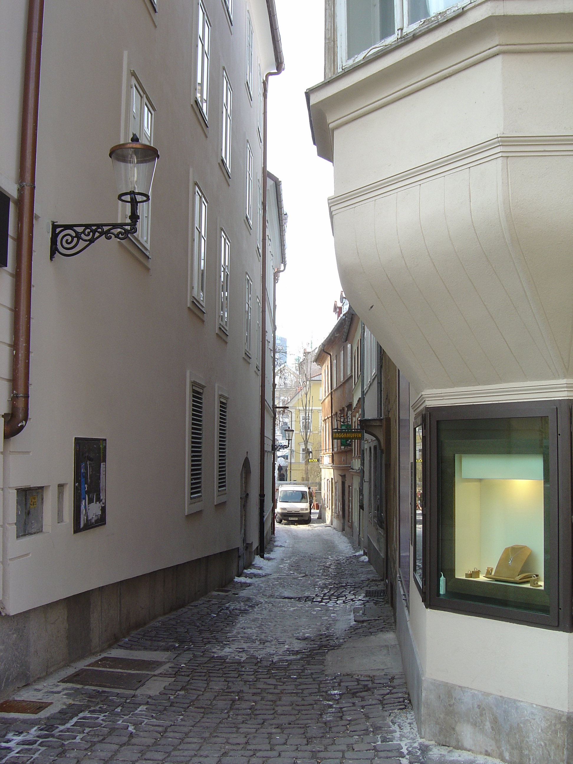 รูปถ่าย สโลวีเนีย(Slovenia) ลีอูบลีอานา(Ljubljana) 2005-03 36