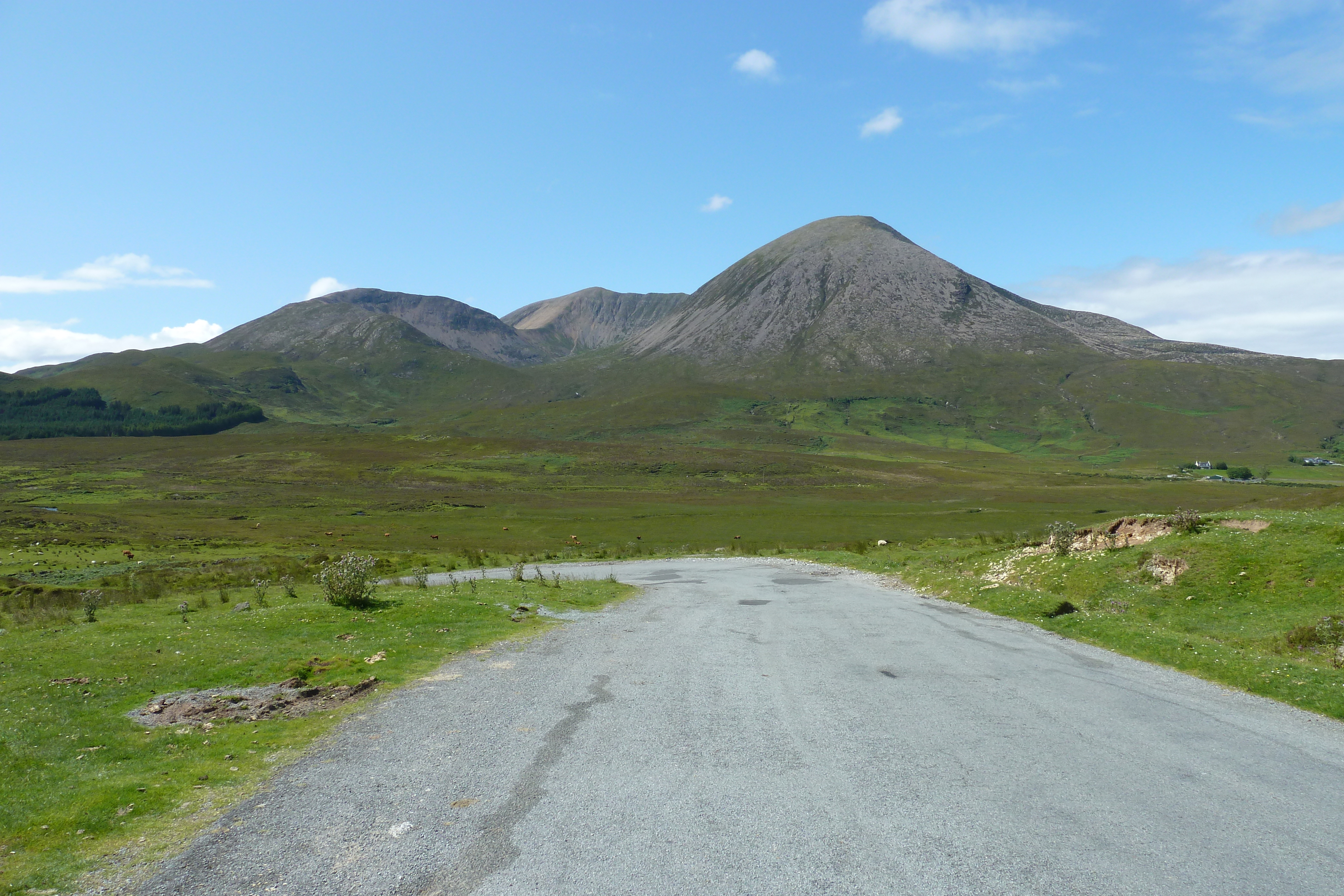 รูปถ่าย อังกฤษ(United Kingdom) เกาะสกาย(Skye) เทือกเขาคูลิน(The Cuillin) 2011-07 50