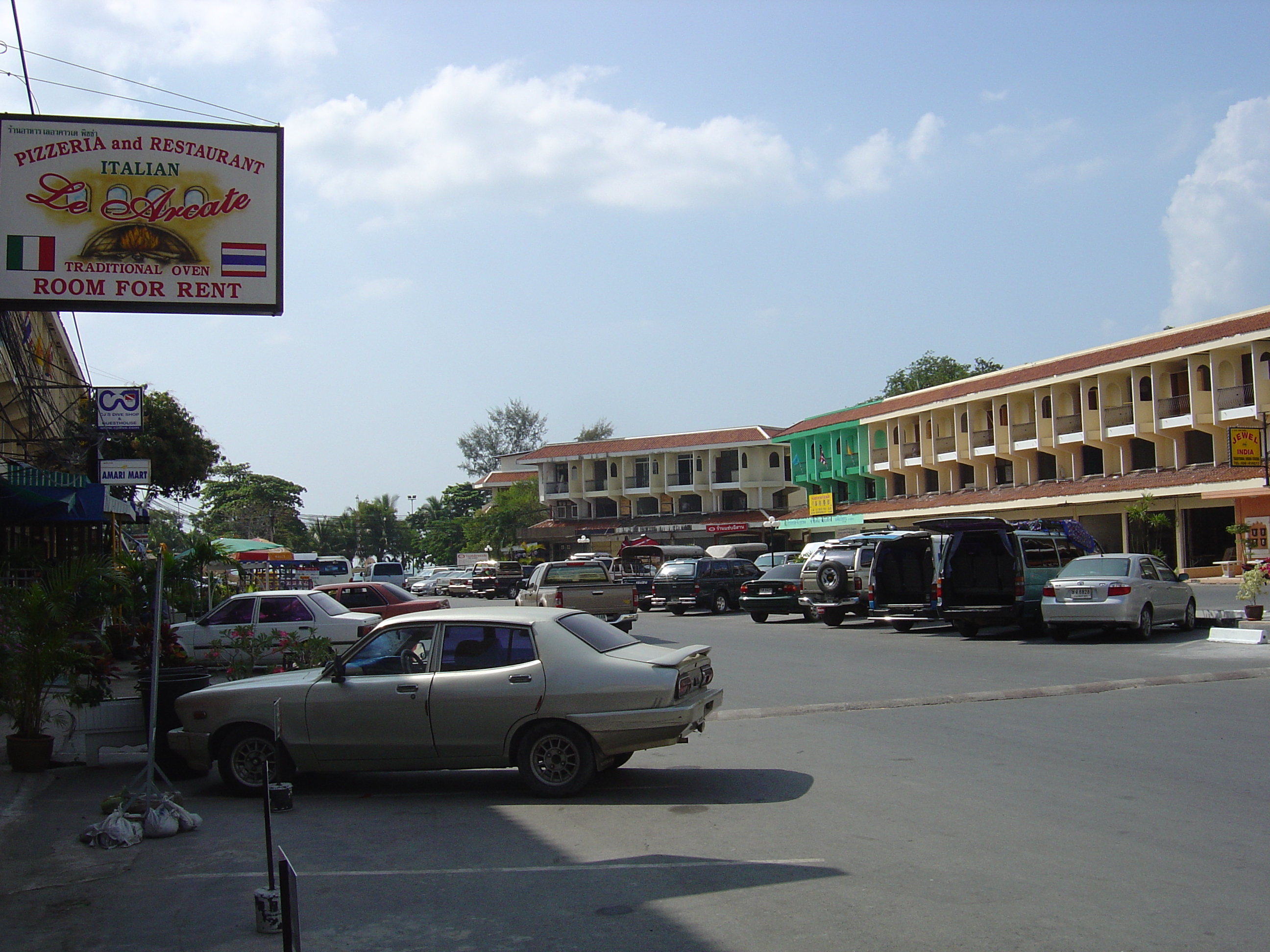 รูปถ่าย ไทย(Thailand) พัทยา(Pattaya) 2004-10 37
