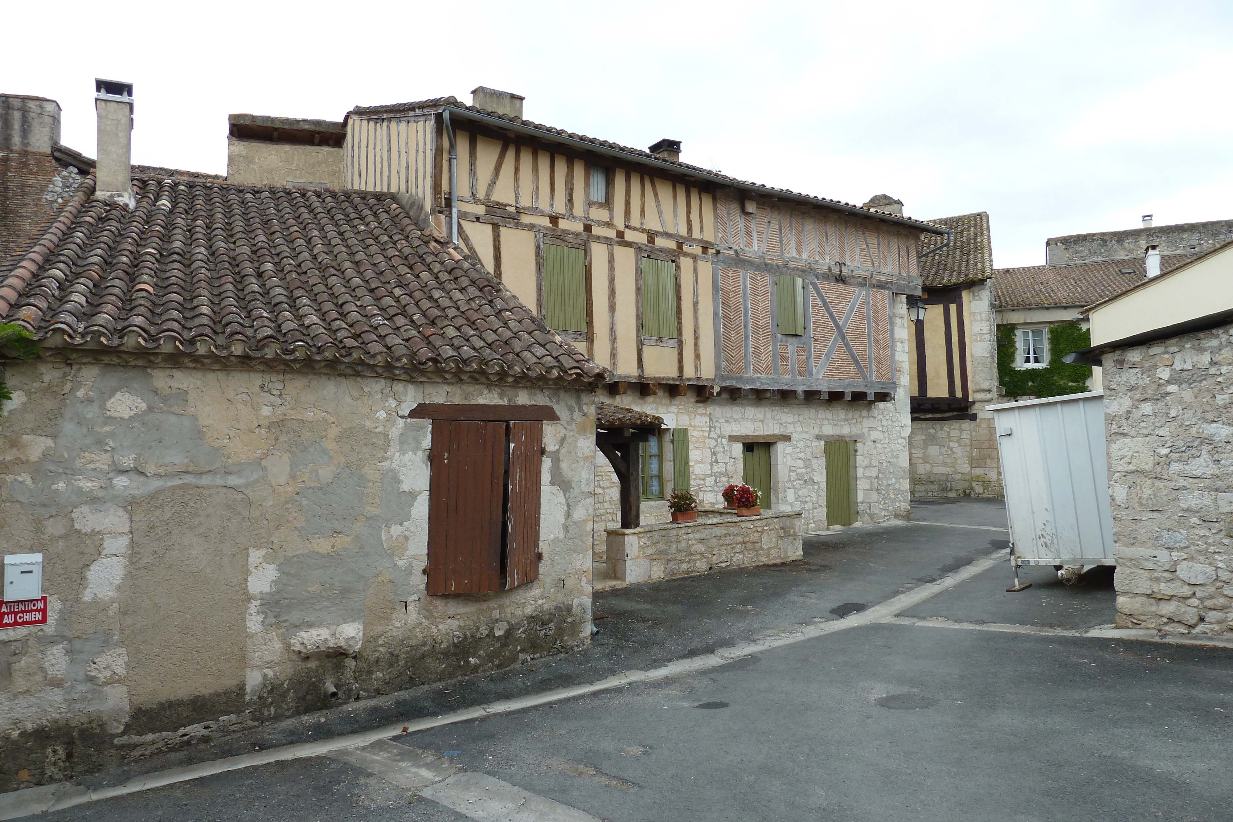 รูปถ่าย ฝรั่งเศส(France) อีซีฌัก(Issigeac) 2010-08 58