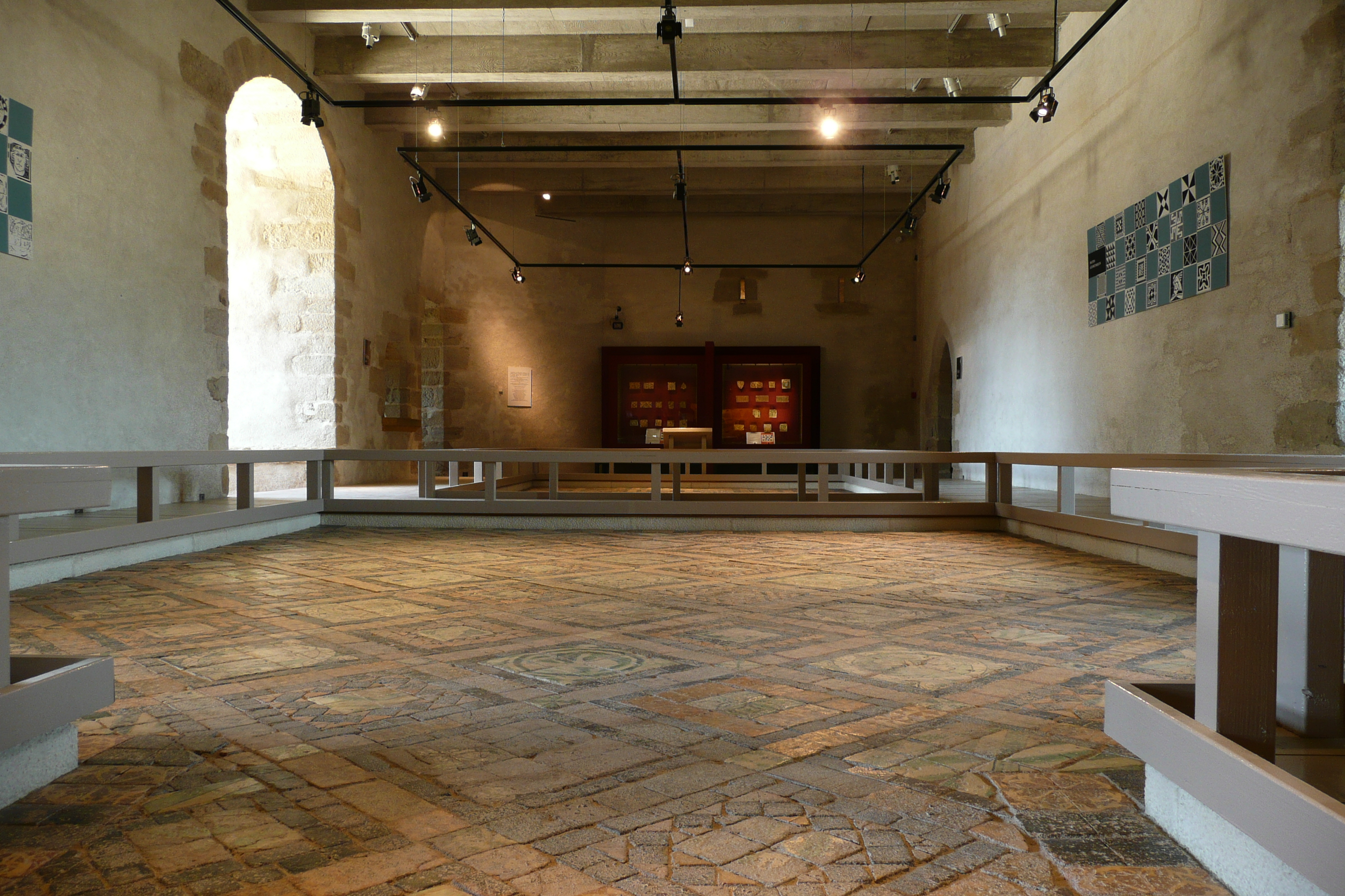 รูปถ่าย ฝรั่งเศส(France) ซืสซีนีโอ(Suscinio) ปราสาทซูซีนีโอ(Suscinio Castle) 2007-09 29