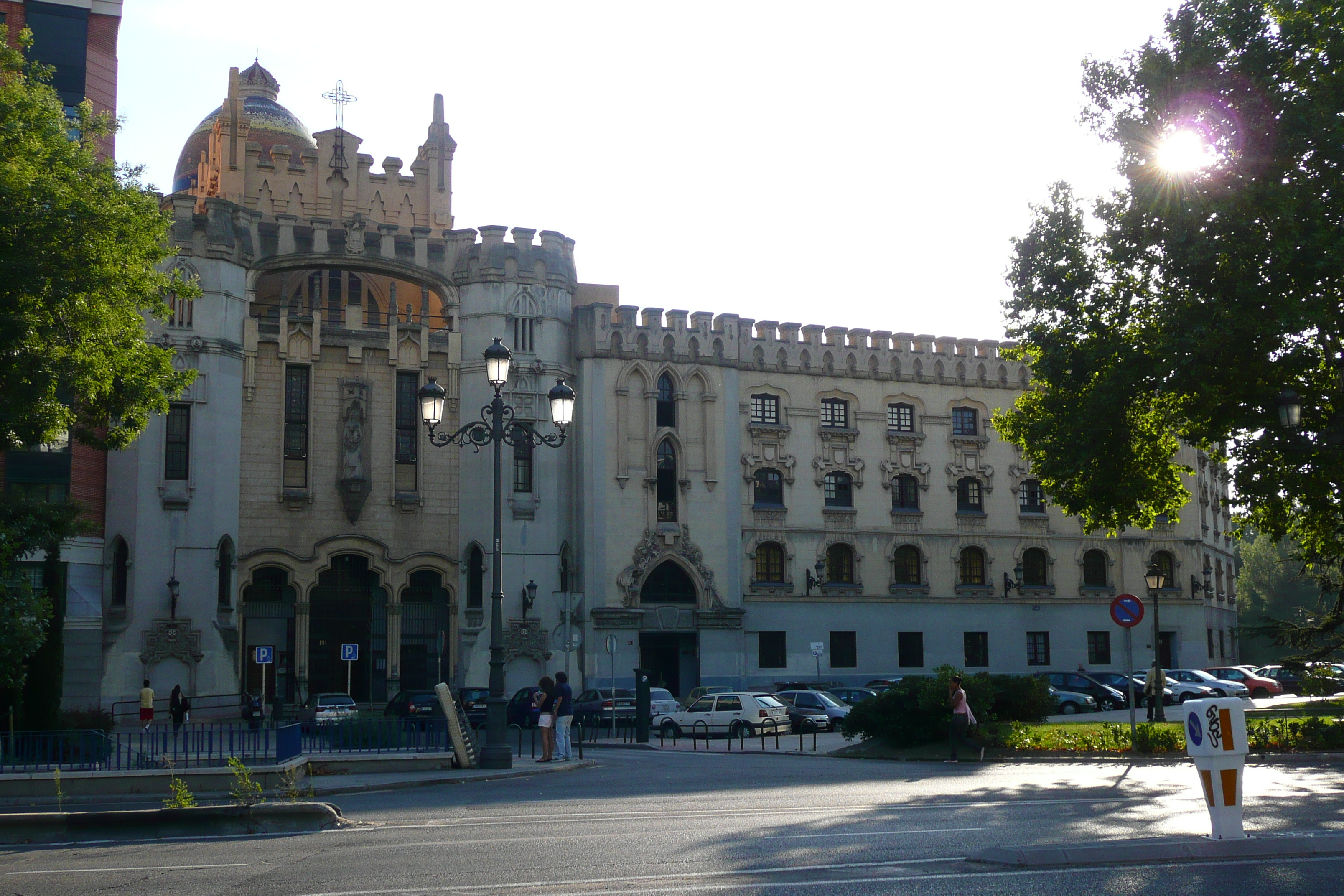 รูปถ่าย สเปน(Spain) มาดริค(Madrid) จัตุรัสเอสปัญญา(Plaza de Espana) 2007-09 17