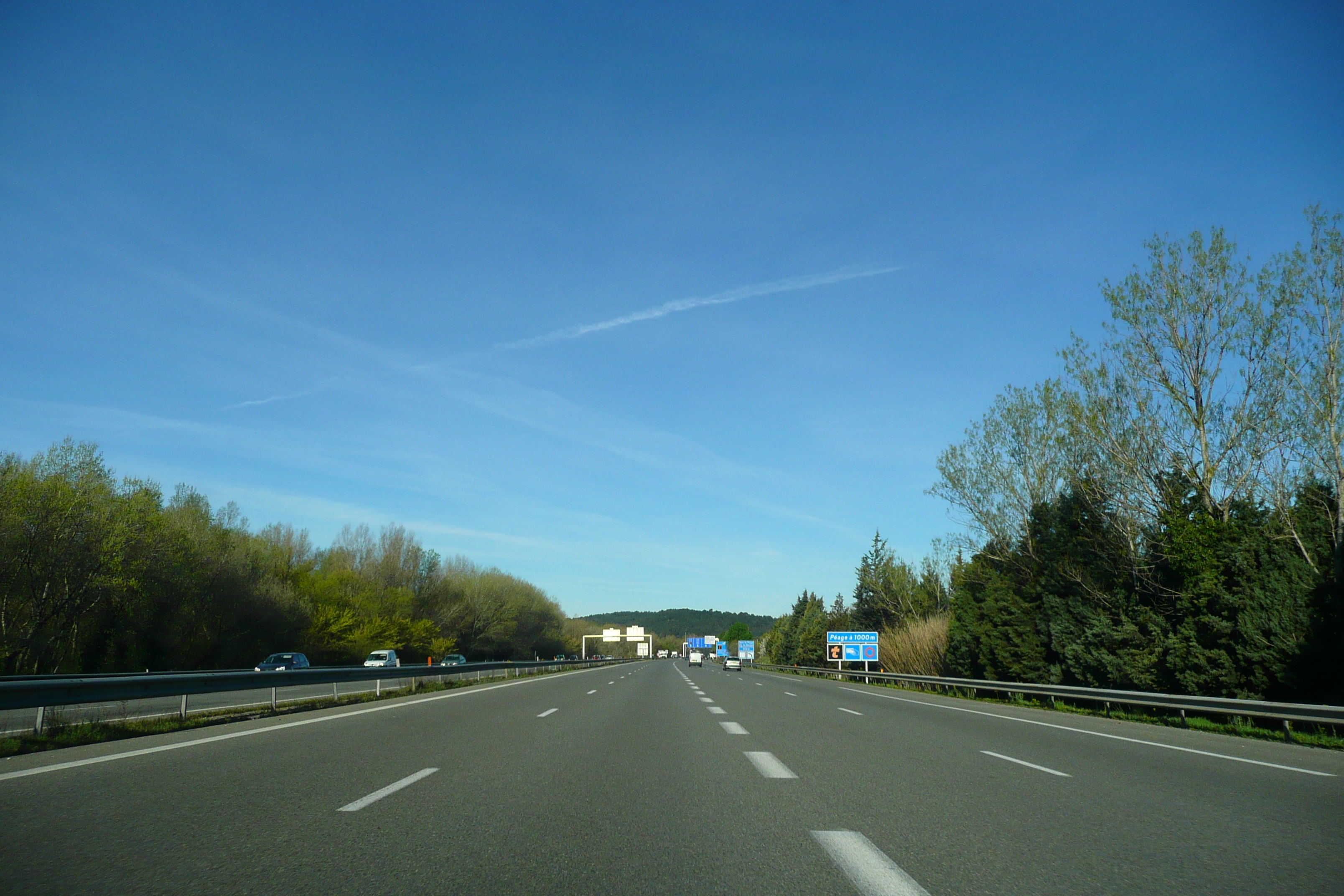 รูปถ่าย ฝรั่งเศส(France) เฟรนช์ริวิเอรา(French Riviera) ถนนจากเลอลุกไปแอ็กซ์(Le Luc to Aix Road) 2008-04 28