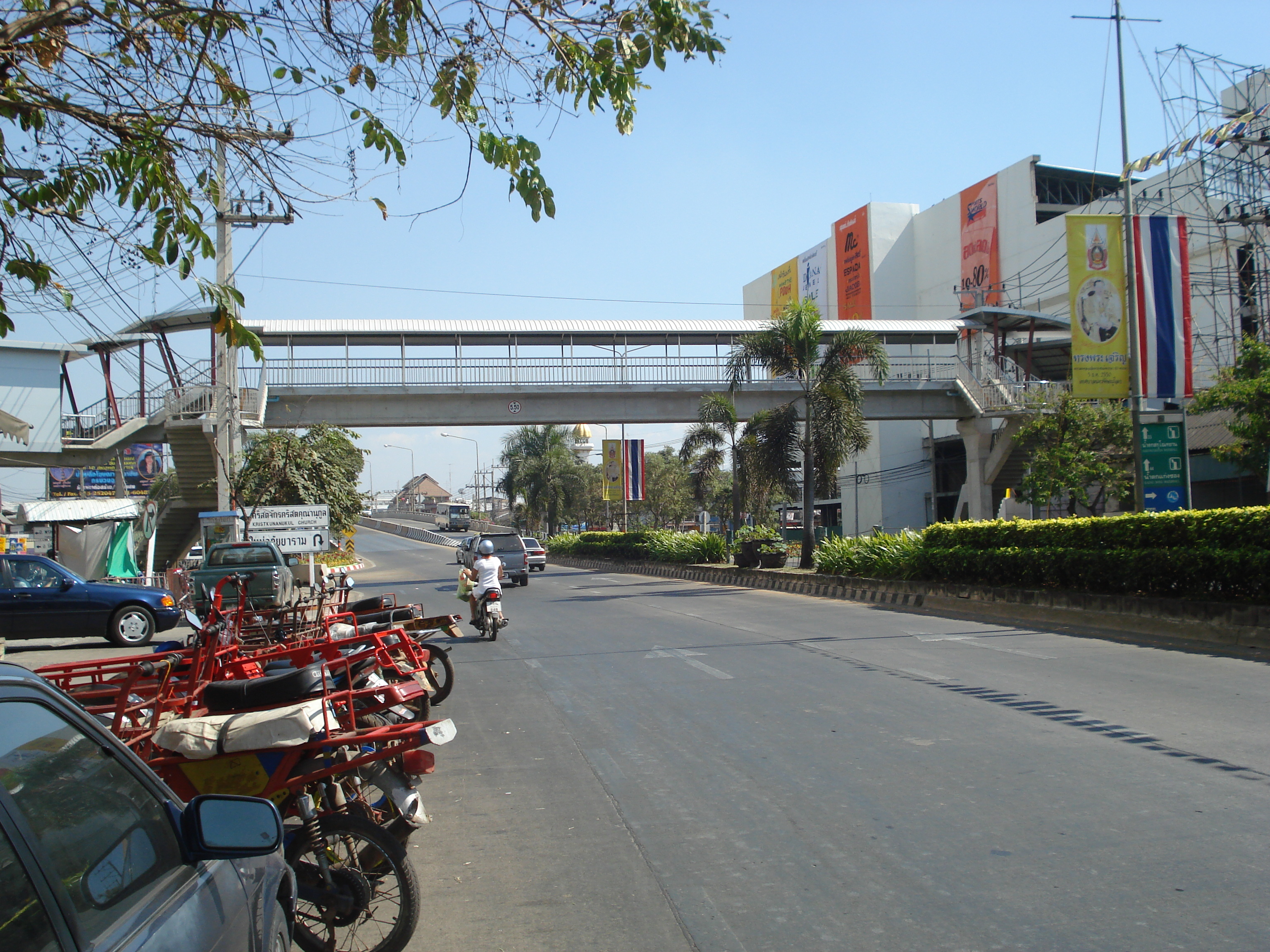 รูปถ่าย ไทย(Thailand) พิษณุโลก(Phitsanulok) ถนนมิตรภาพ(Mittraparp Road) 2008-01 52
