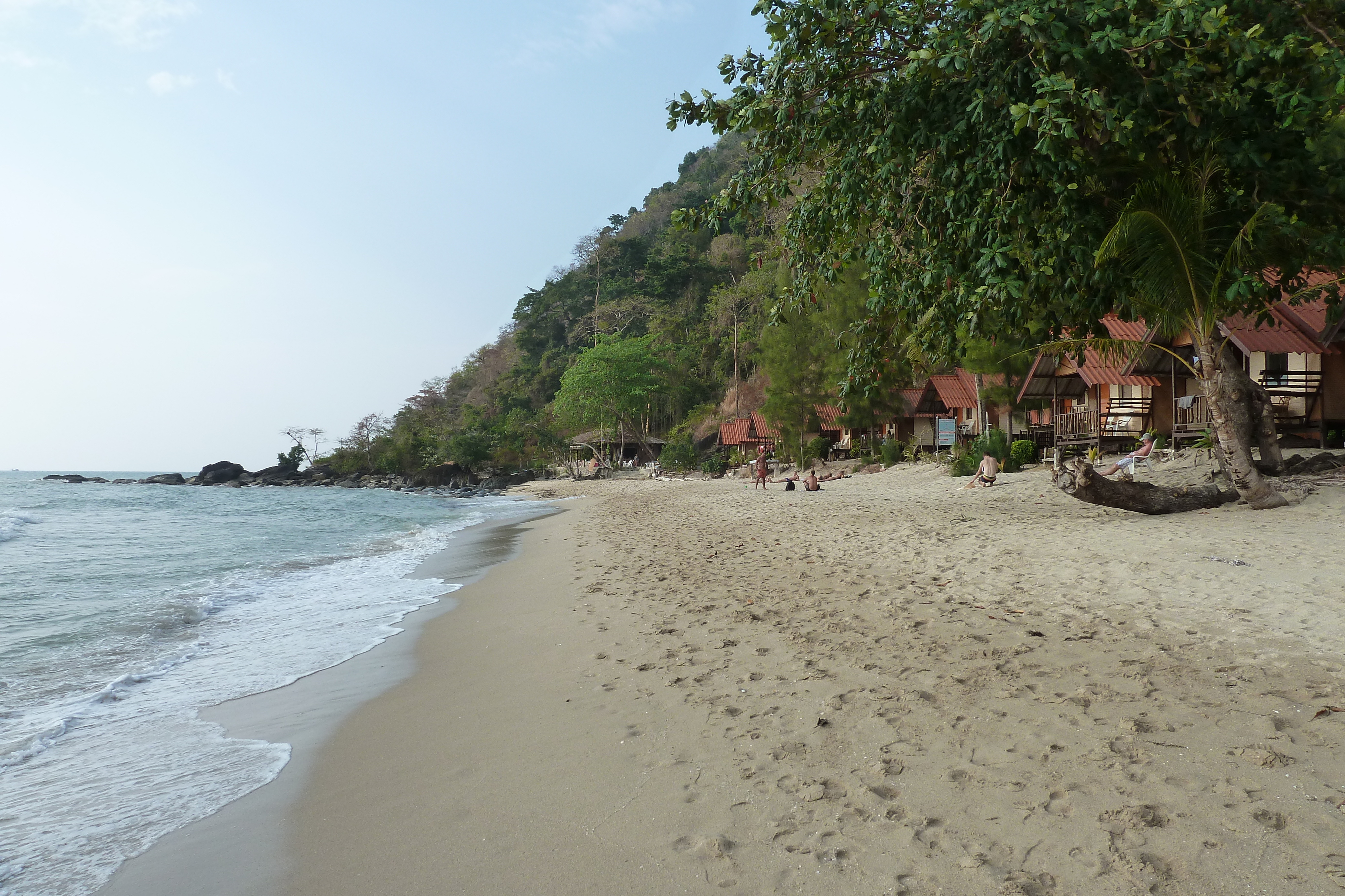 รูปถ่าย ไทย(Thailand) เกาะช้าง(Ko Chang) หาดทรายขาว(White sand beach) 2011-02 78