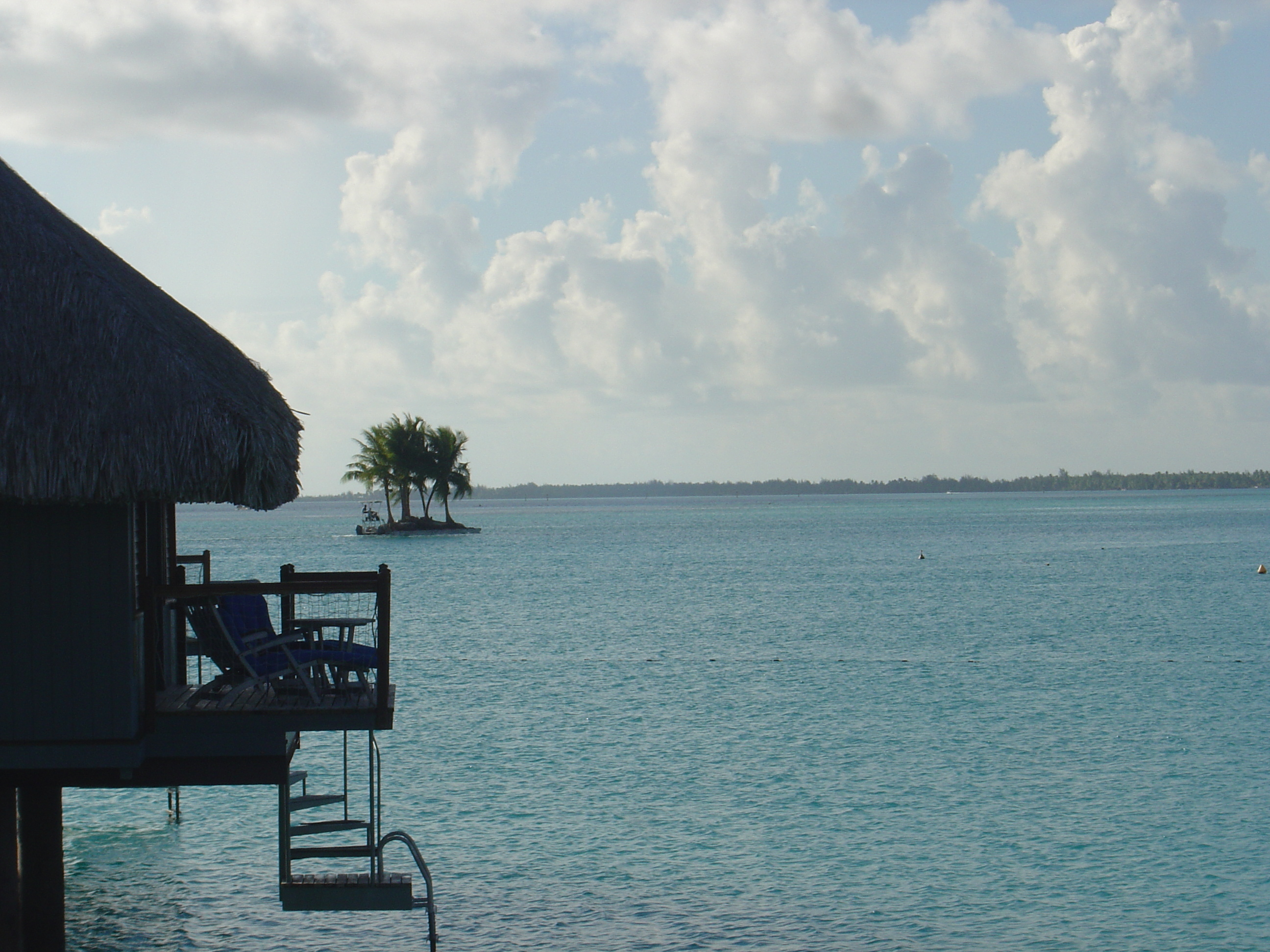 รูปถ่าย เฟรนช์โพลี่นีเซีย(Polynesia) โรงแรมเลอเมอริเดียน โบราโบรา(Meridien Bora Bora Hotel) 2006-04 14
