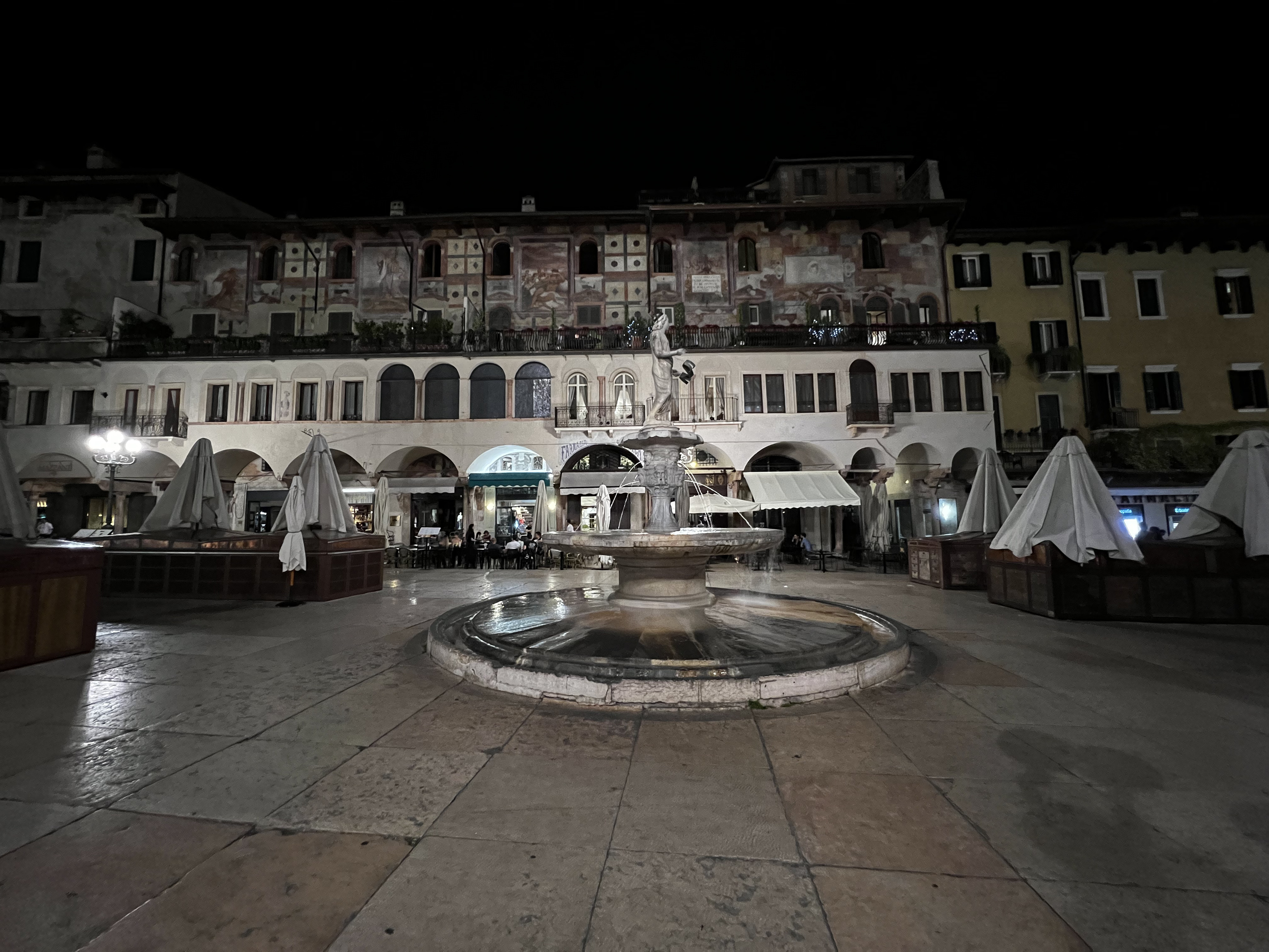 รูปถ่าย อิตาลี(Italy) เวโรเน่(Verona) 2022-05 161
