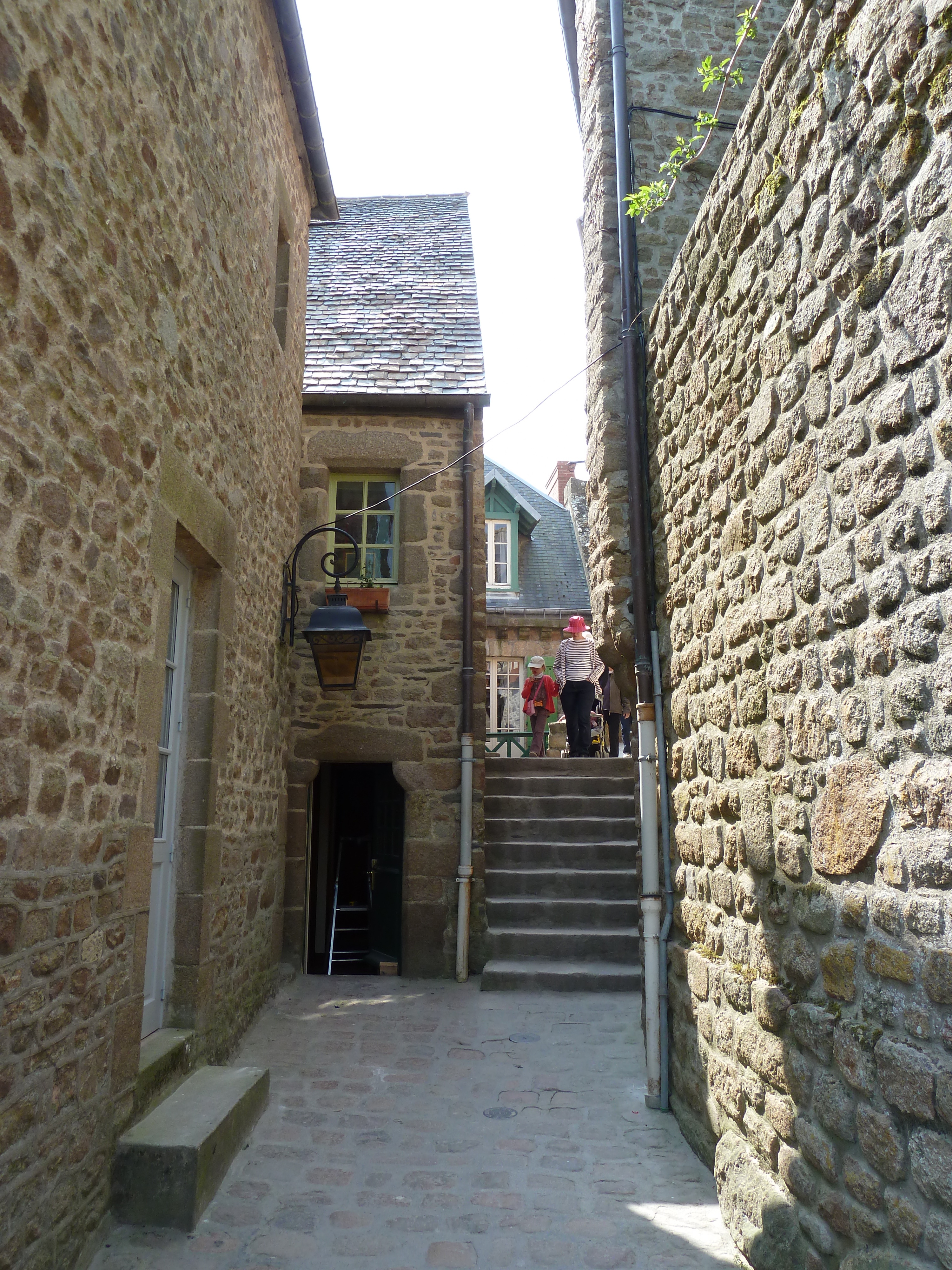 รูปถ่าย ฝรั่งเศส(France) มงแซ็งมีแชล(Mont St Michel) หมู่บ้านมงแซ็งมีแชล(Mont St Michel Village) 2010-04 13