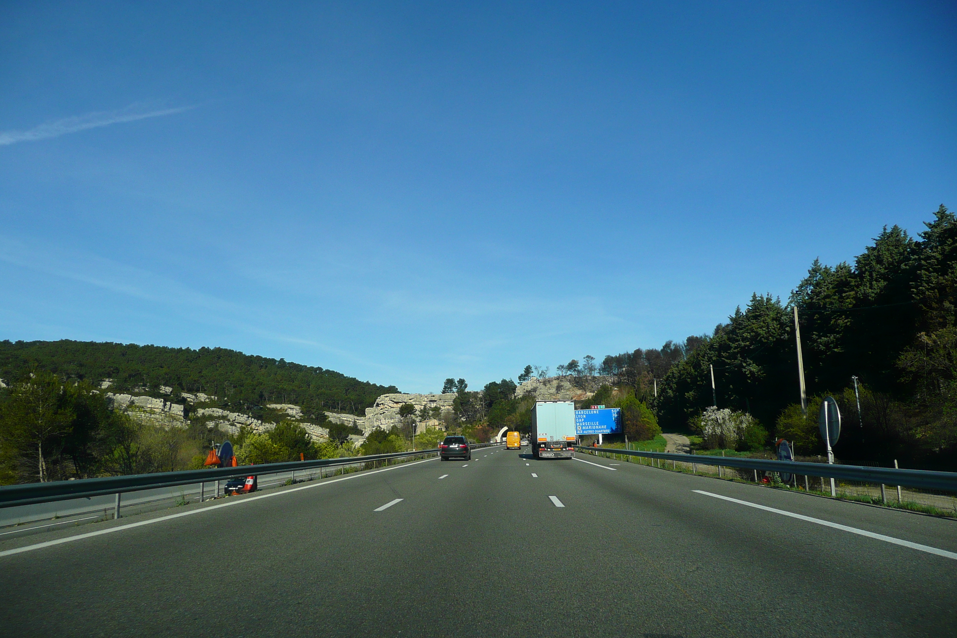 รูปถ่าย ฝรั่งเศส(France) เฟรนช์ริวิเอรา(French Riviera) ถนนจากเลอลุกไปแอ็กซ์(Le Luc to Aix Road) 2008-04 21