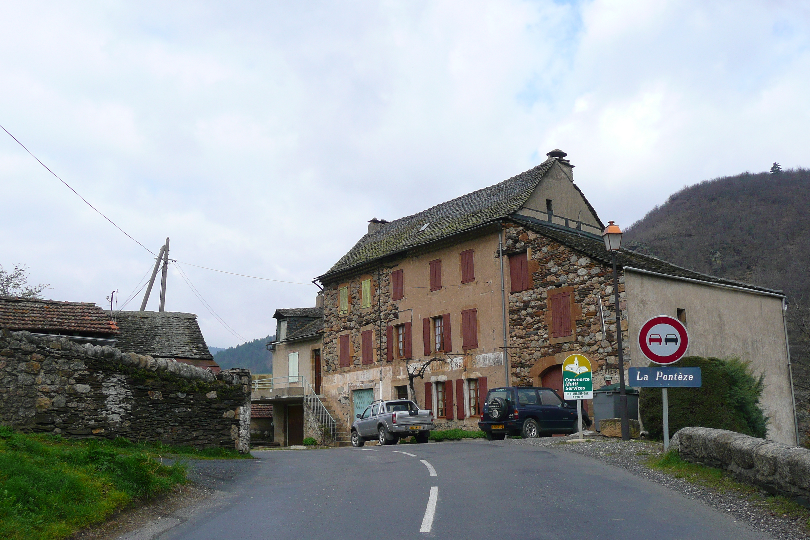 รูปถ่าย ฝรั่งเศส(France) เทือกเขาเซแวน(Cevennes Mountains) ถนนจากโกกูแรสไปฟลอรัก(Cocures to Florac road) 2008-04 36