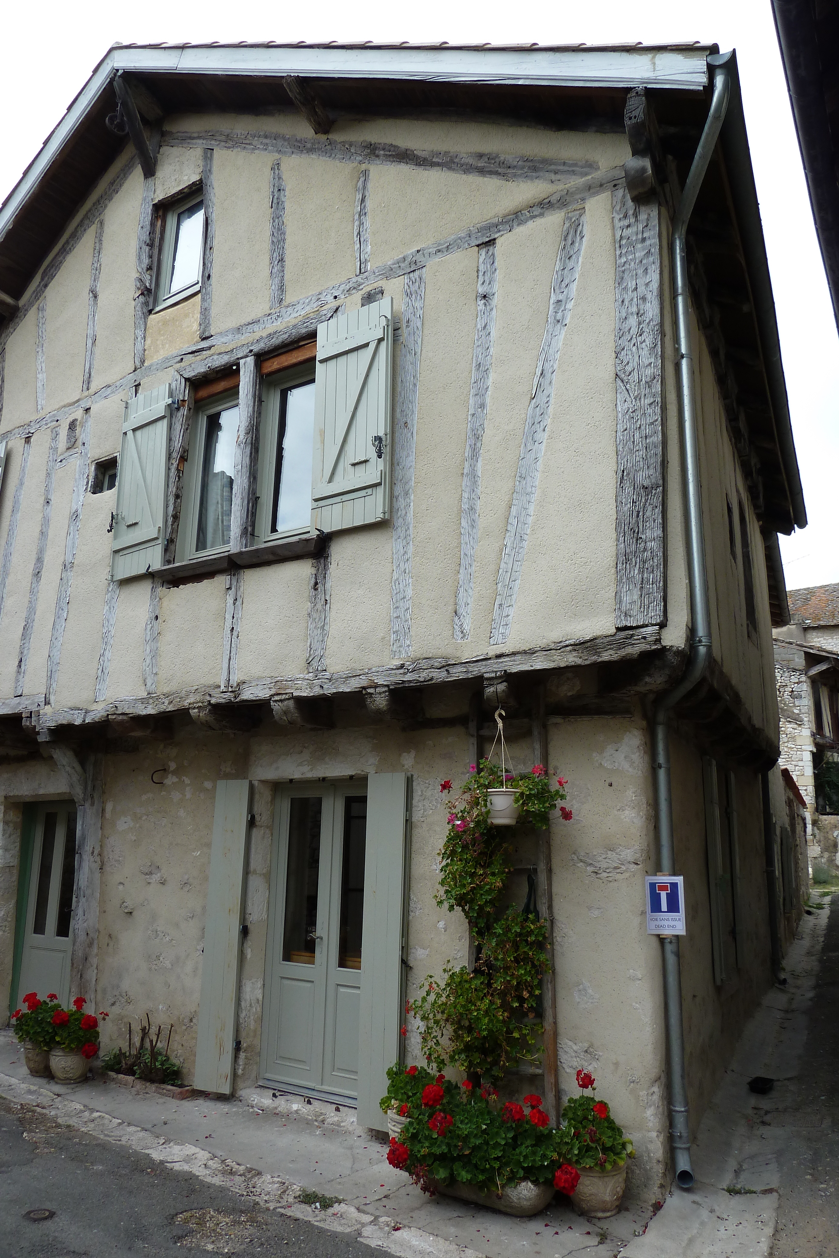 รูปถ่าย ฝรั่งเศส(France) อีซีฌัก(Issigeac) 2010-08 1