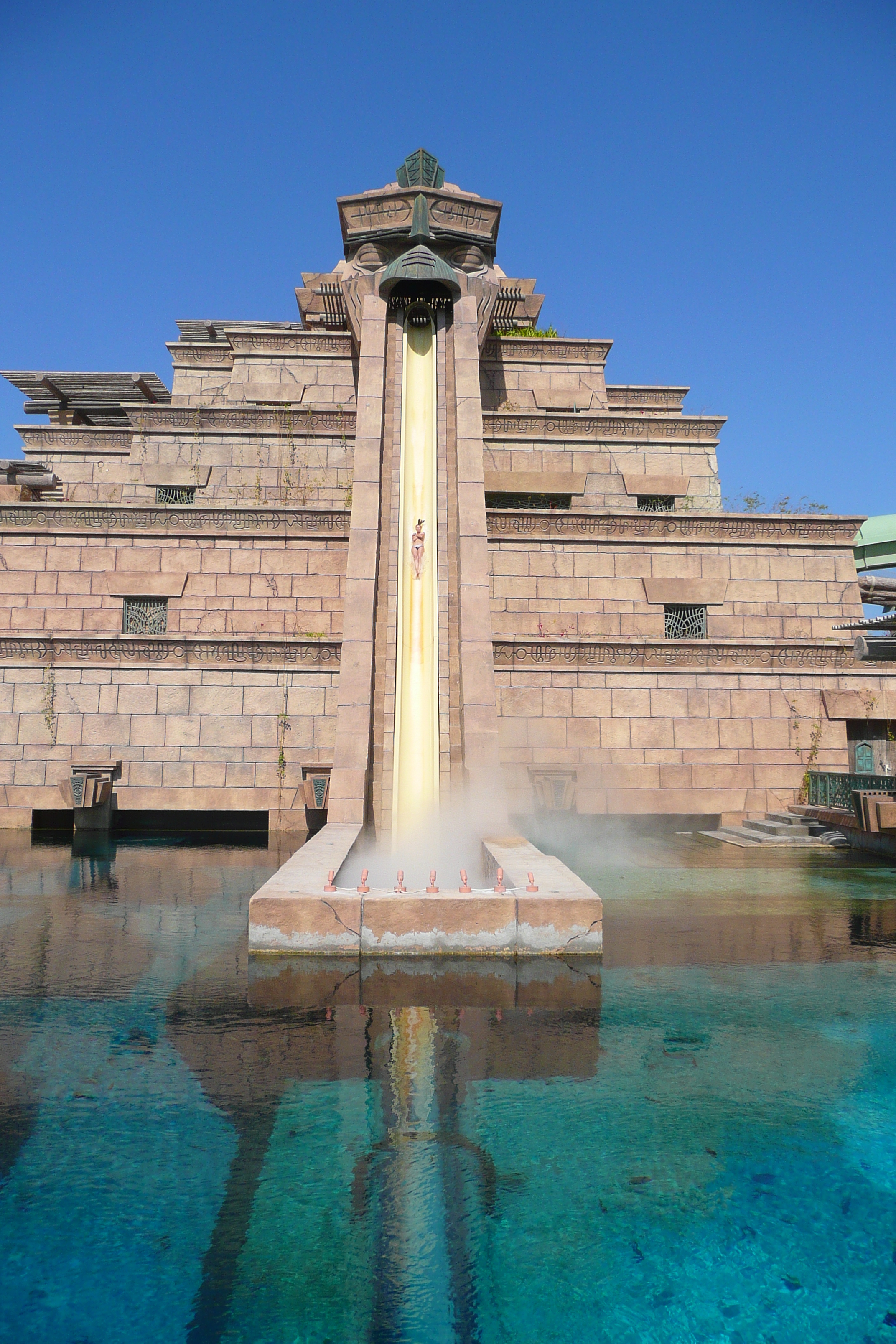 รูปถ่าย สหรัฐอาหรับเอมิเรตส์(United Arab Emirates) ดูไบ(Dubai) สวนน้ำอควาเวนเจอร์ ดูไบ(Dubai Aquaventure) 2009-01 24