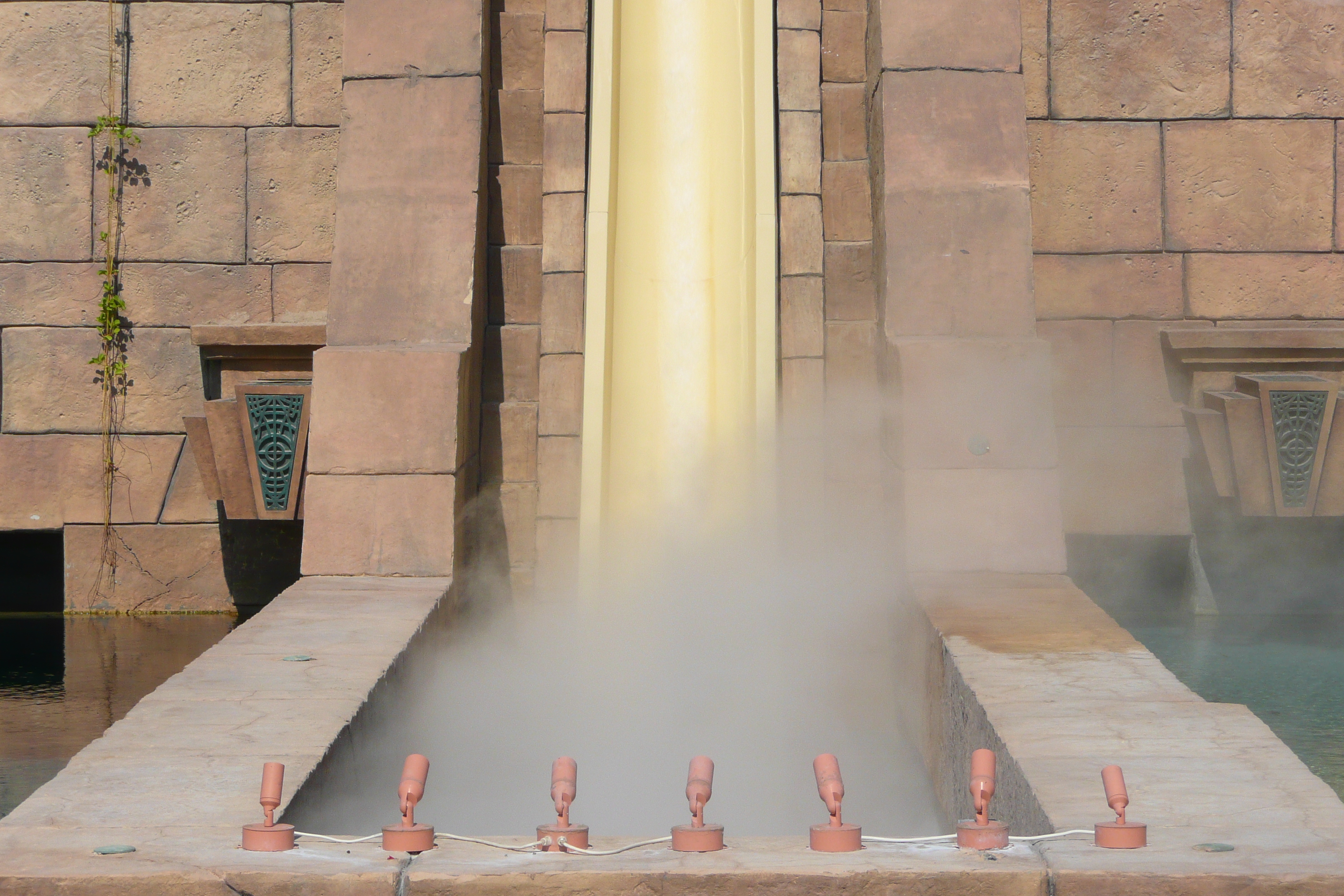 รูปถ่าย สหรัฐอาหรับเอมิเรตส์(United Arab Emirates) ดูไบ(Dubai) สวนน้ำอควาเวนเจอร์ ดูไบ(Dubai Aquaventure) 2009-01 152
