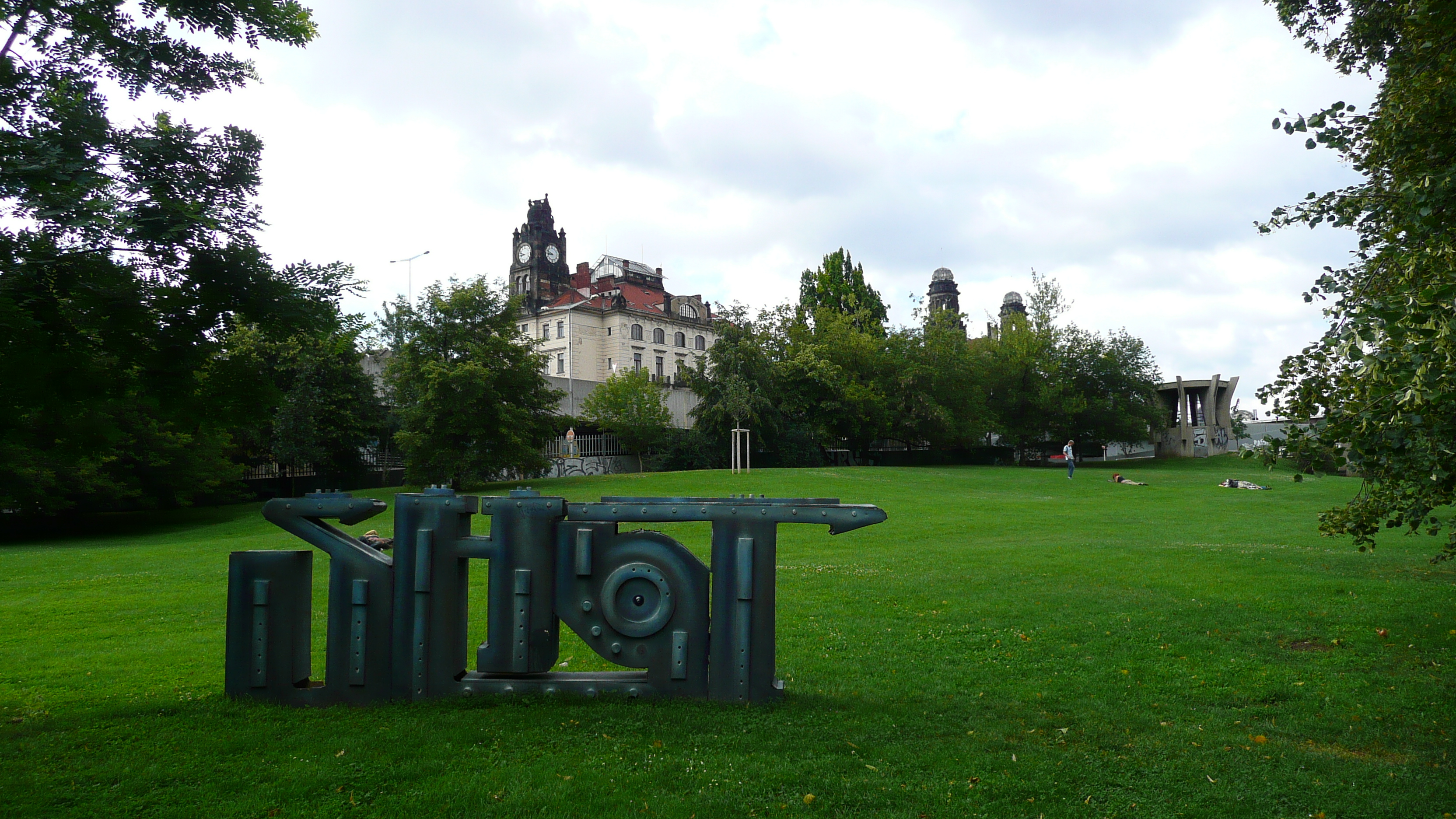 รูปถ่าย สาธารณรัฐเช็ก(Czech Republic) ปราก(Prague) ออปเลตาโลวา(Opletalova) 2007-07 31