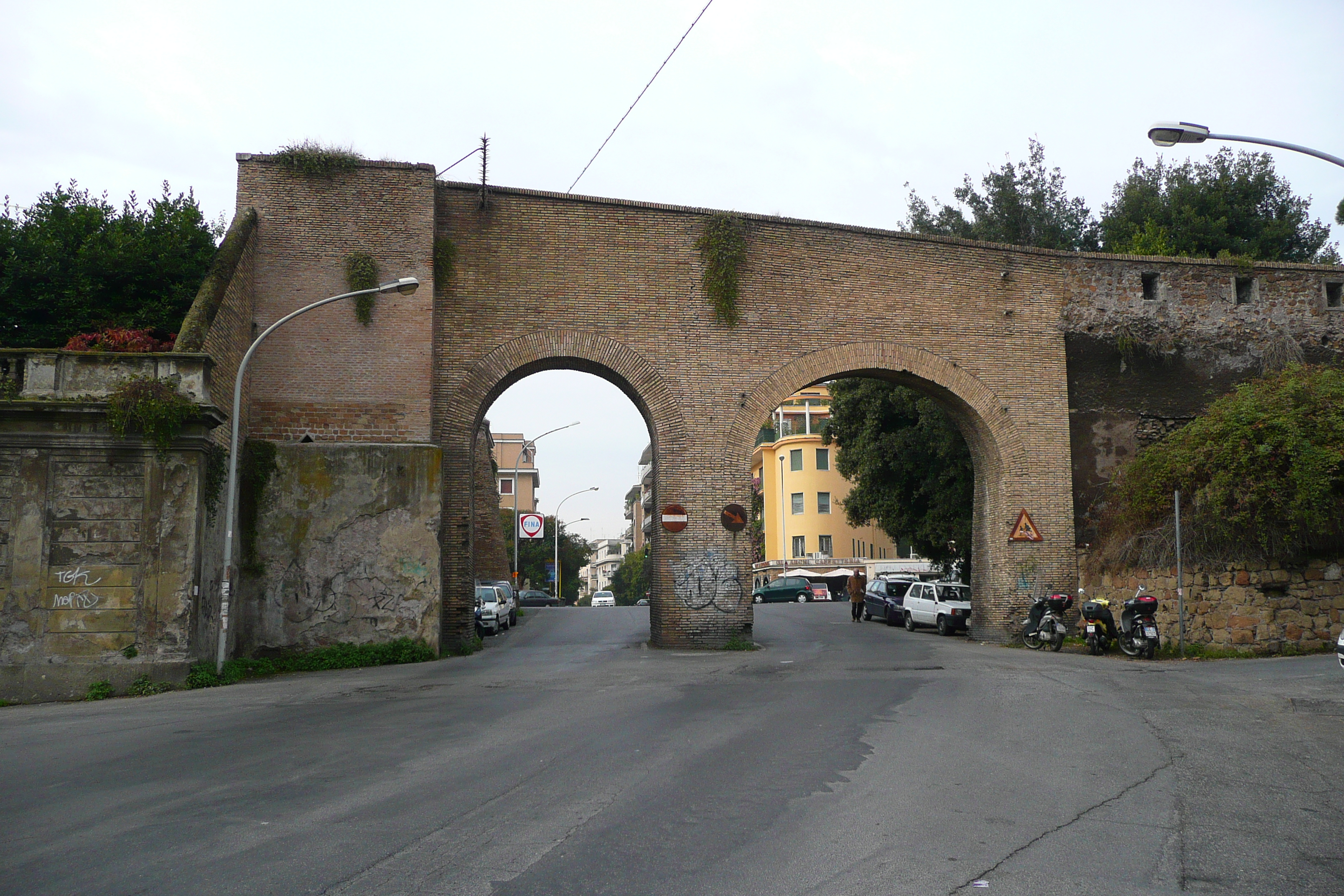 รูปถ่าย อิตาลี(Italy) โรม(Rome) ถนนจาโกโมเมดีชี(Via Giacomo Medici) 2007-11 12