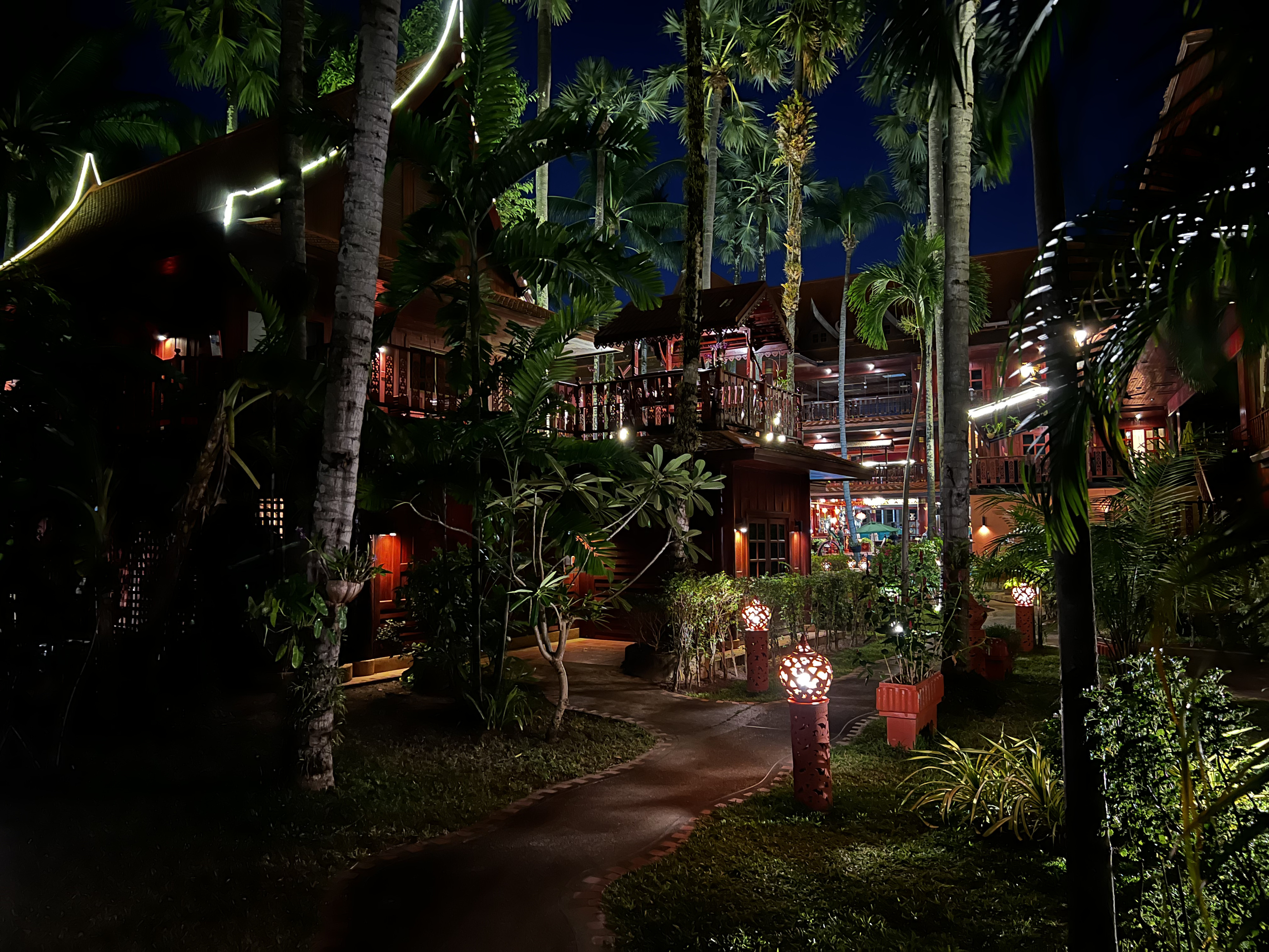 รูปถ่าย ไทย(Thailand) ภูเก็ต(Phuket) ป่าตอง(Patong) โรงแรมรอยัลภาวดีวิลเลจ(Royal Phawadee Village Hotel) 2021-12 13