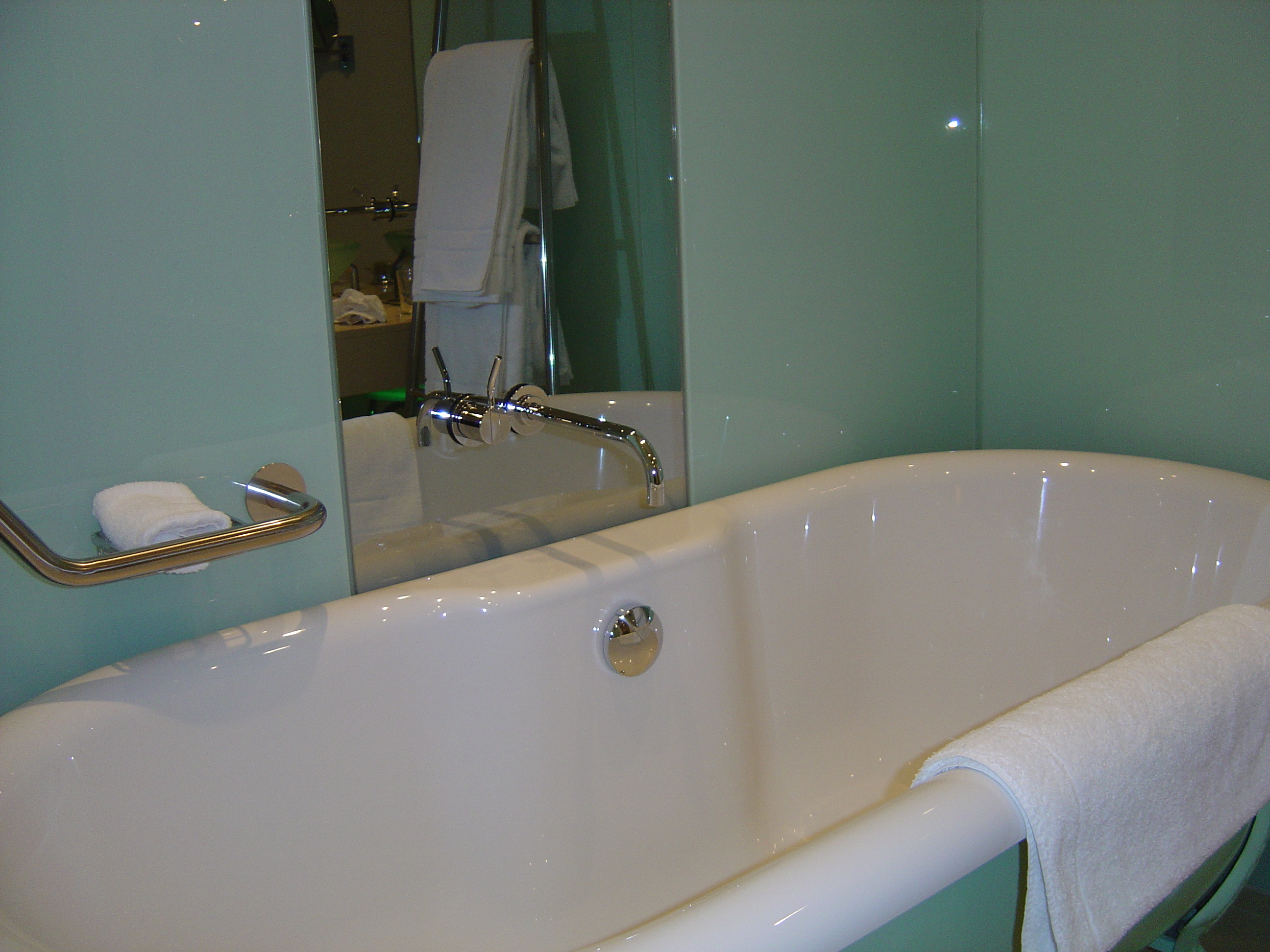 รูปถ่าย เยอรมนี(Germany) ฮัมเบิร์ก(Hamburg) โรงแรมเลอเมอริเดียน(Le Meridien Hotel) 2004-12 27