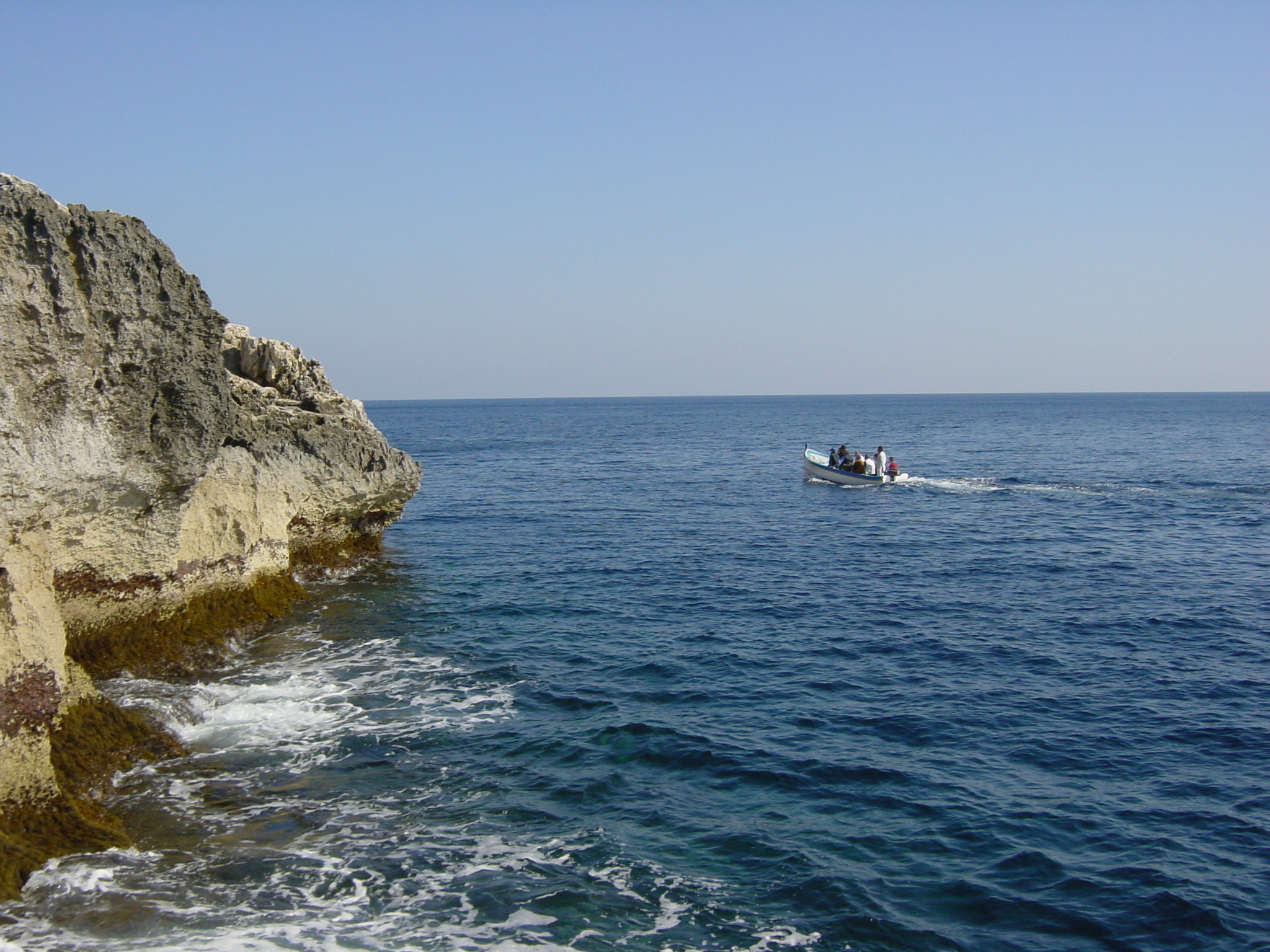 รูปถ่าย มอลตา(Malta) ถ้ำสีน้ำเงินแห่งซูร์รีก(Zurrieq Blue grotto) 2003-03 4