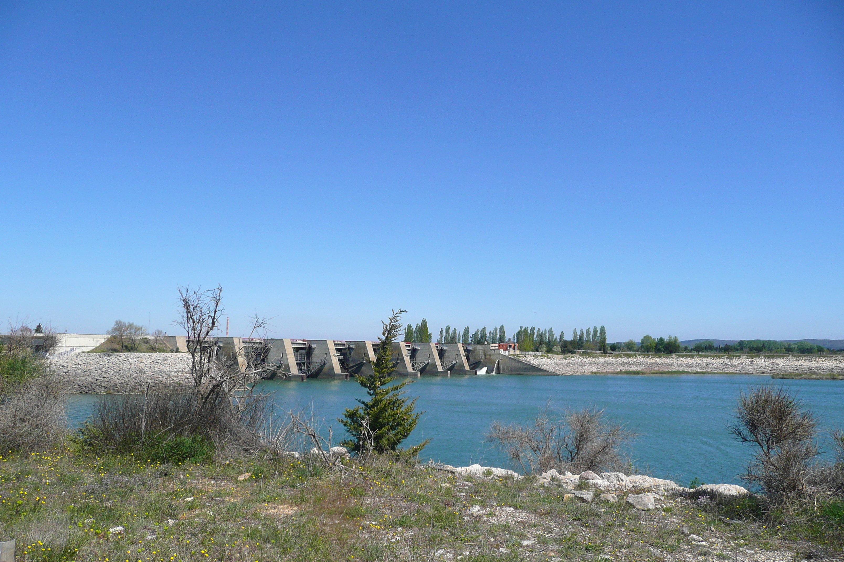 รูปถ่าย ฝรั่งเศส(France) โพรว็องส์(Provence) ถนนจากโบแกร์ไปปงดูการ์(Beaucaire to pont du gard road) 2008-04 55